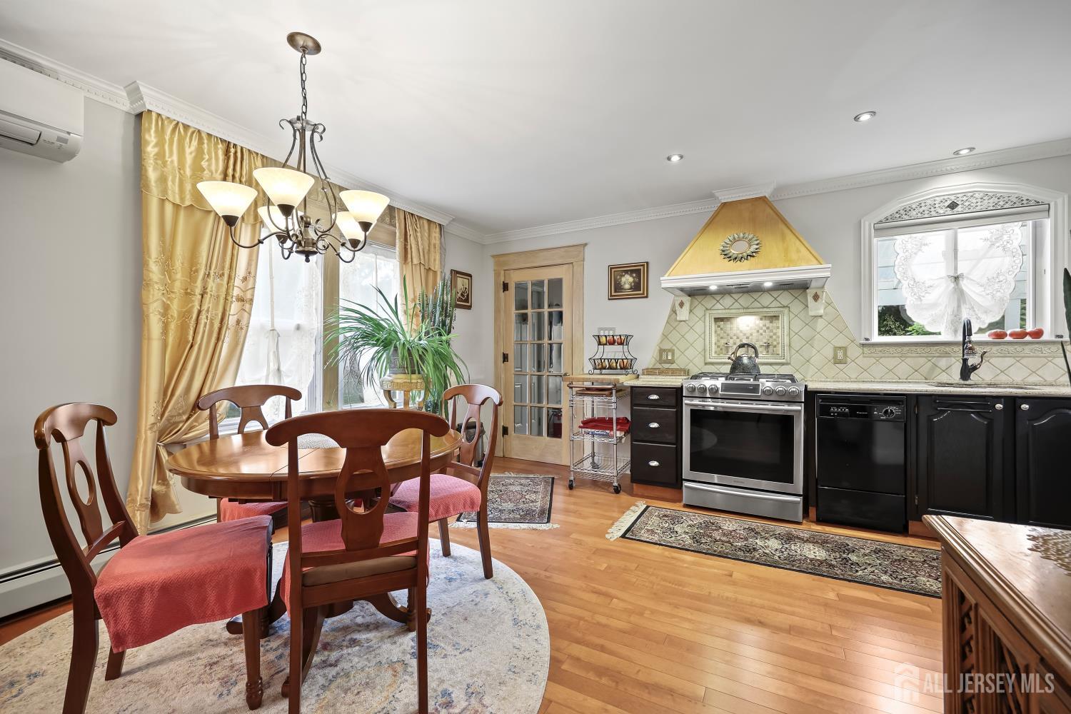 South Amboy, New Jersey, 08879, United States, 4 Bedrooms Bedrooms, ,3 BathroomsBathrooms,Residential,For Sale,1829503
