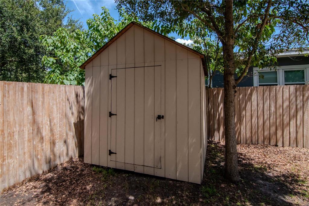 Tampa, Florida, 33604, United States, 3 Bedrooms Bedrooms, ,2 BathroomsBathrooms,Residential,For Sale,1912317