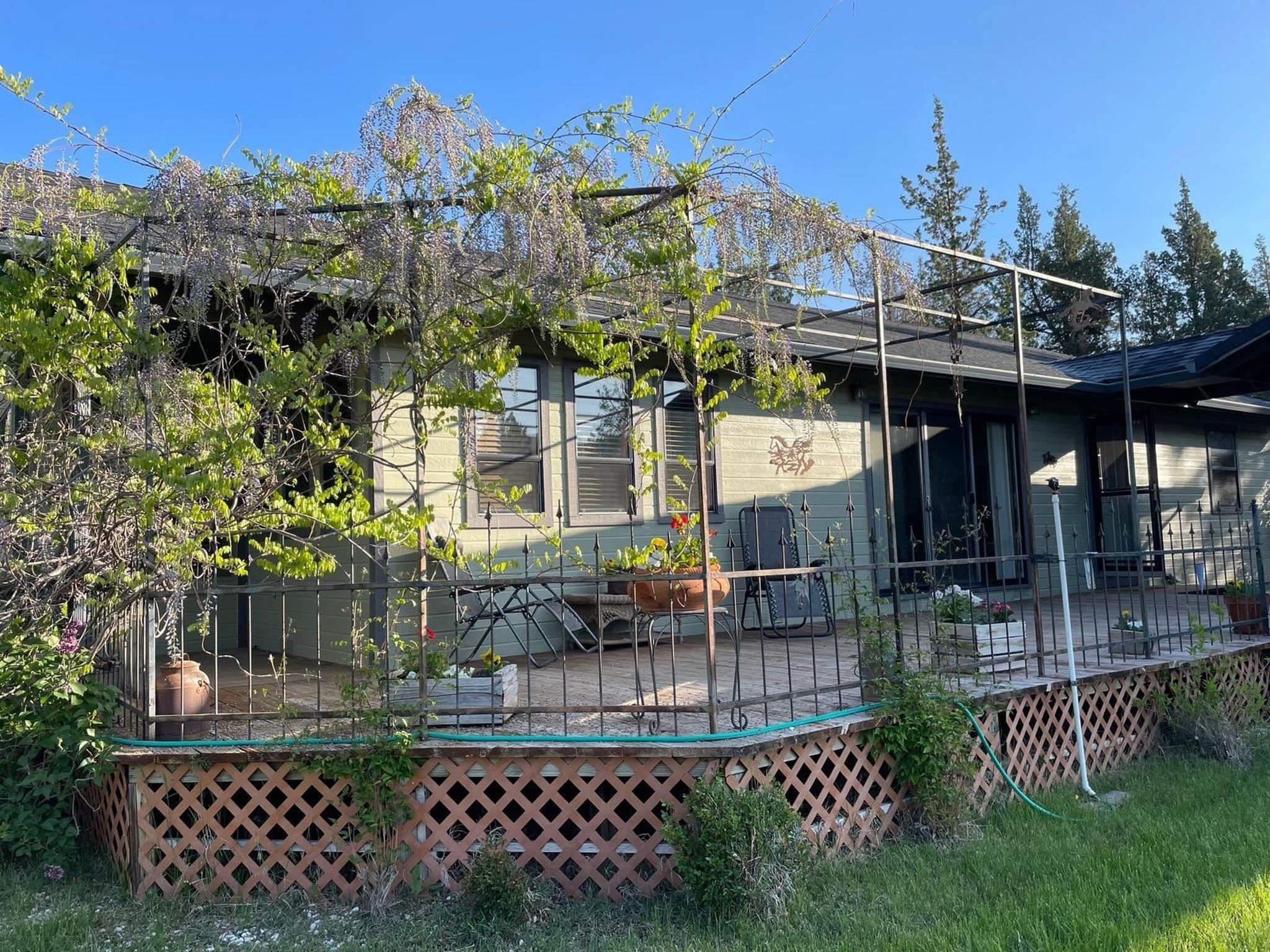 Montague, California, 96064-0000, United States, 3 Bedrooms Bedrooms, ,2 BathroomsBathrooms,Residential,For Sale,2033545