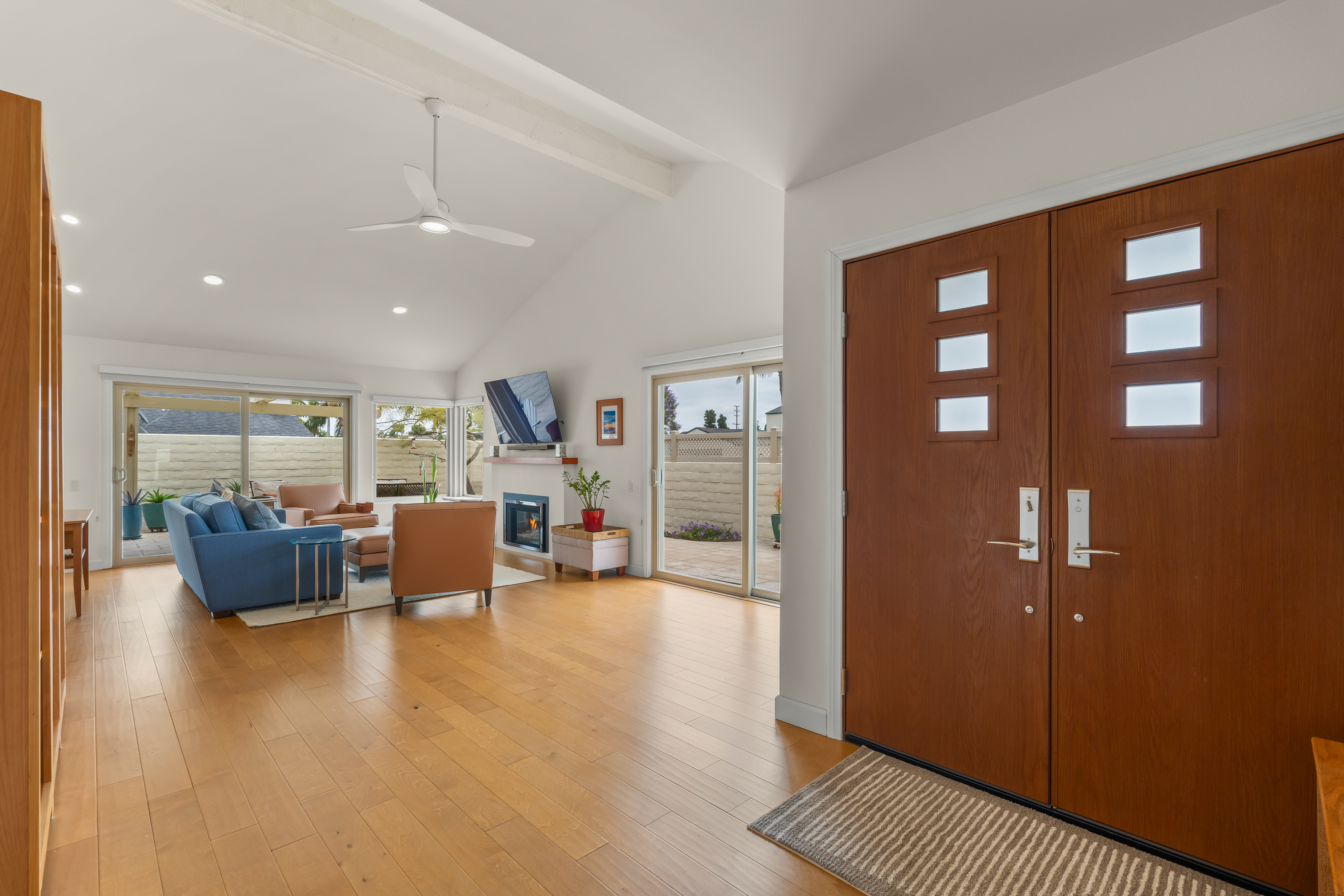  960 Emerald Court, Ventura, CA 93004 - 物件實景
