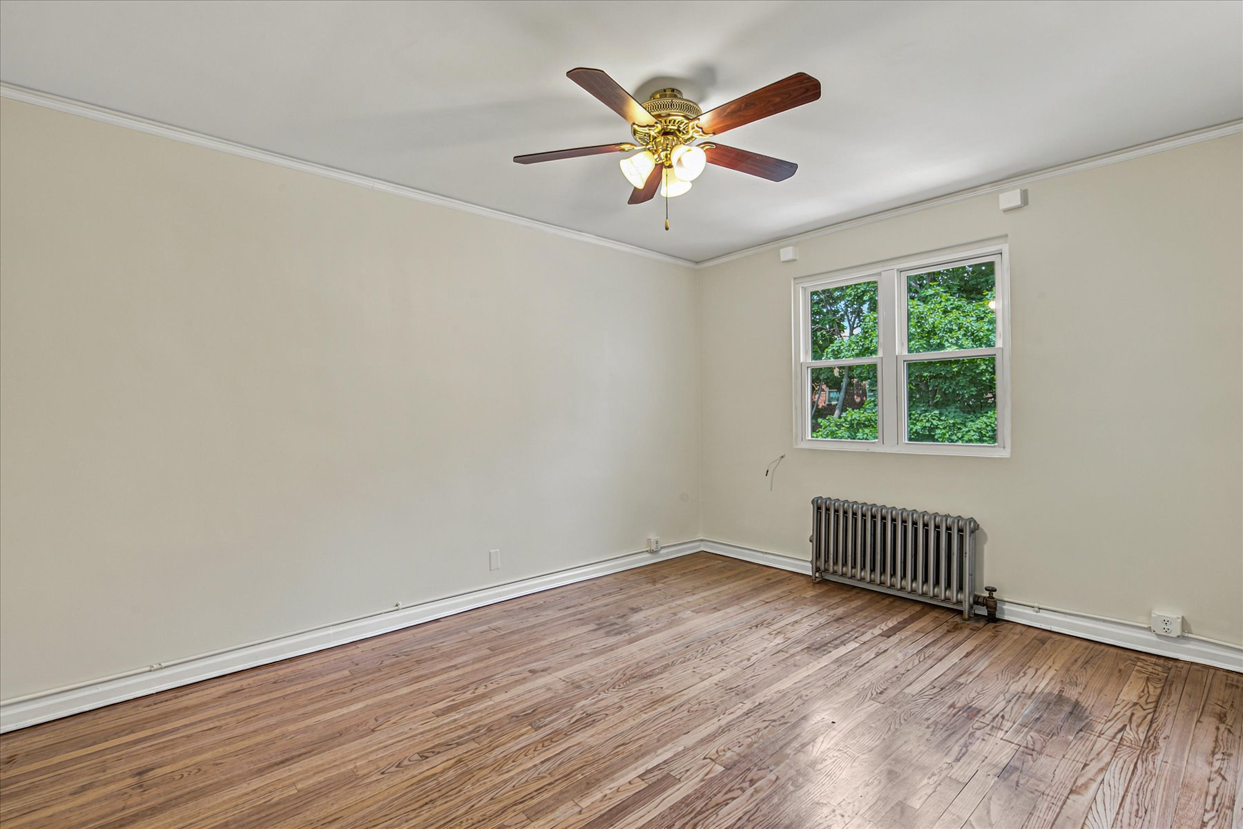  20-46 26th Street, Astoria, NY, 11105 - 物件實景