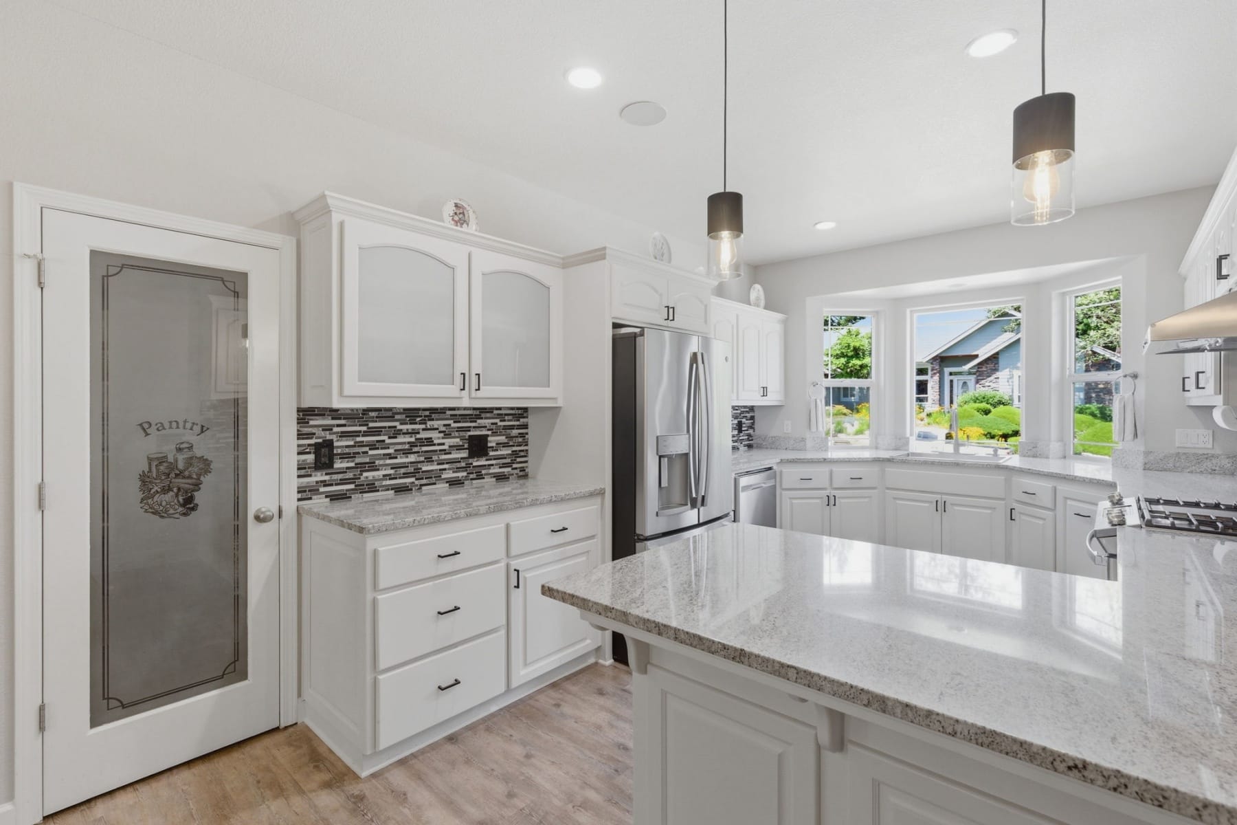  965 NW Valley View Drive Grants Pass, OR 97526 - 物件實景