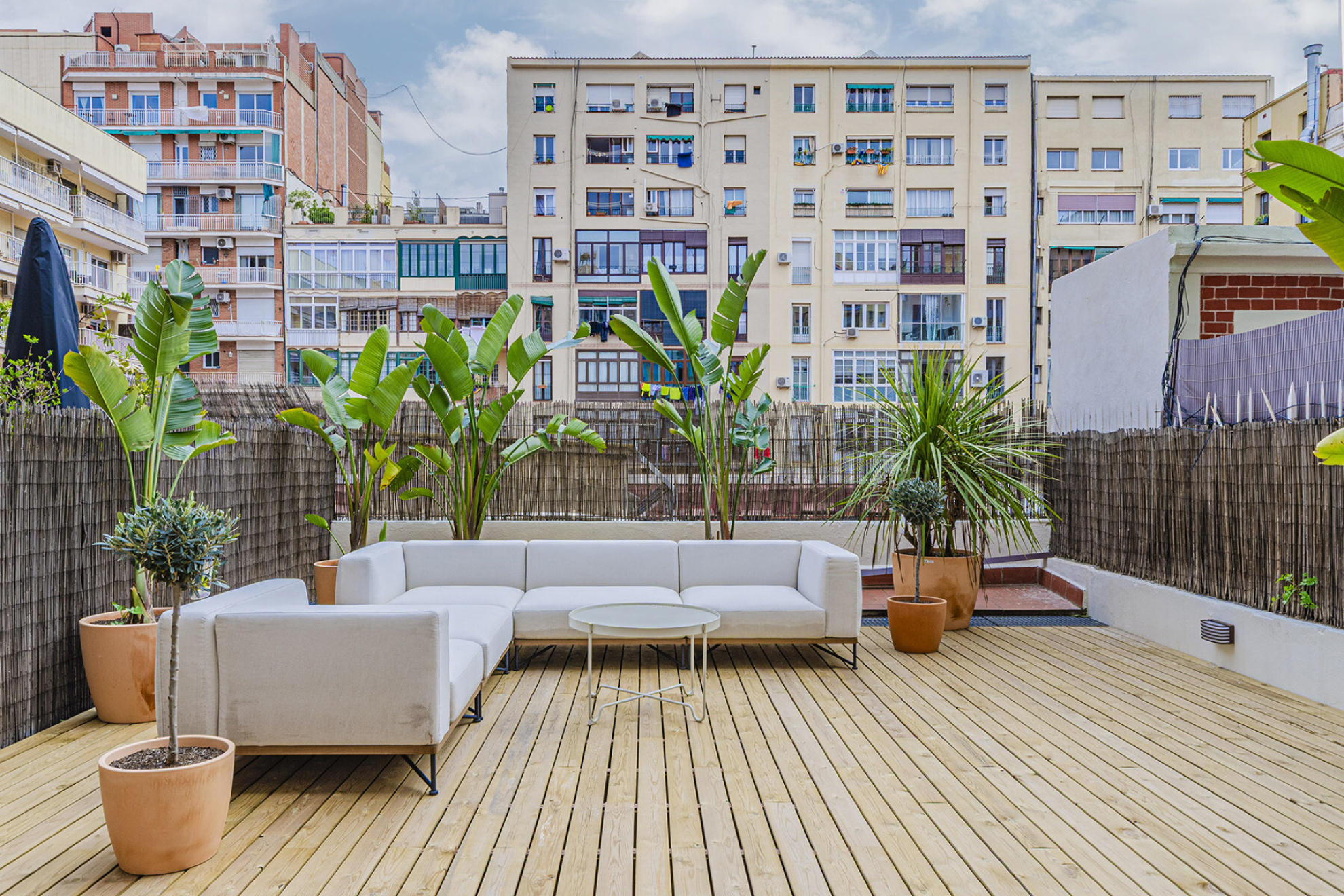  Renovated apartment with three bedrooms en suite with terrace in Eixample - 物件實景