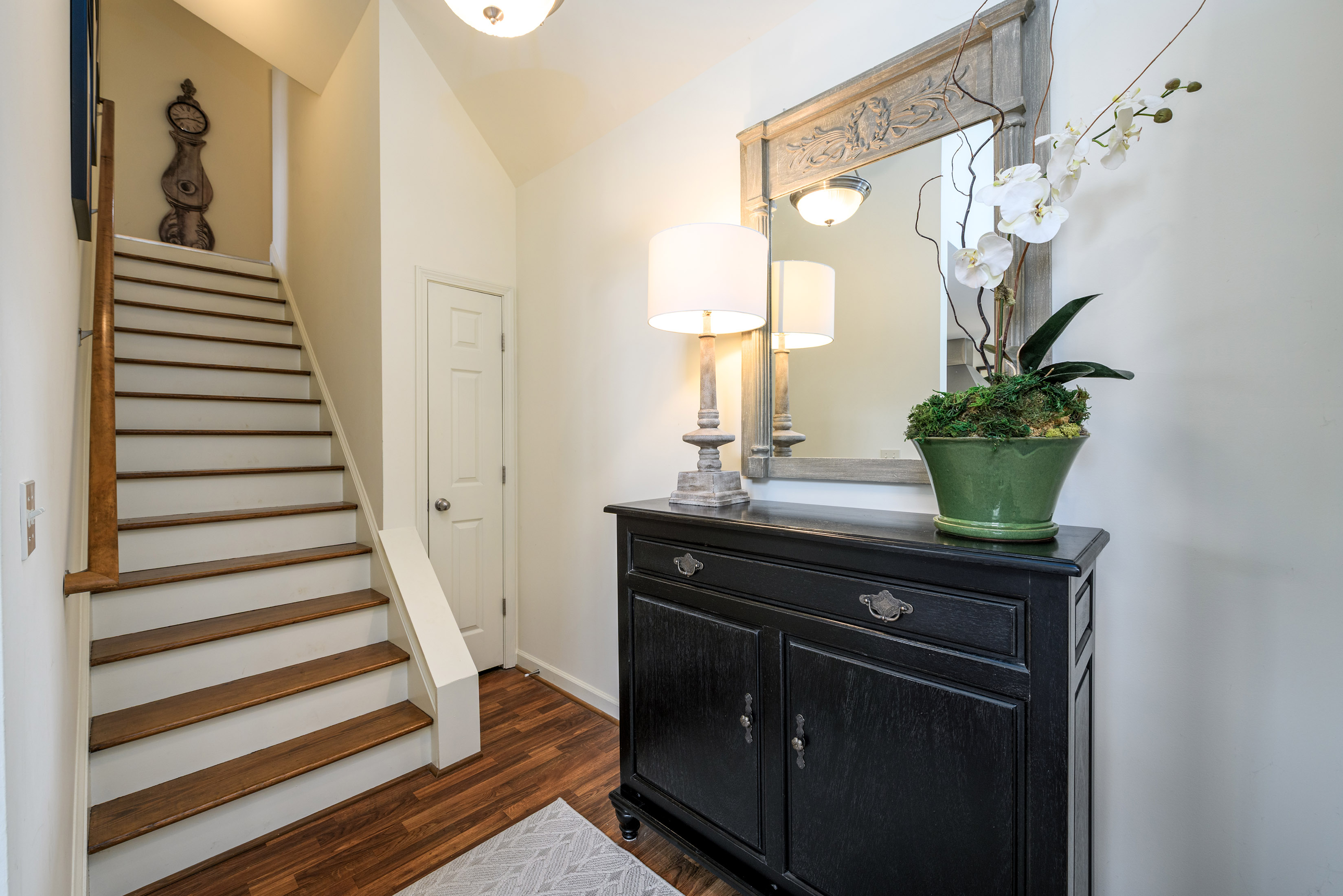  Lakefront Estate with Private Dock, Guest Home and Pool - 物件實景