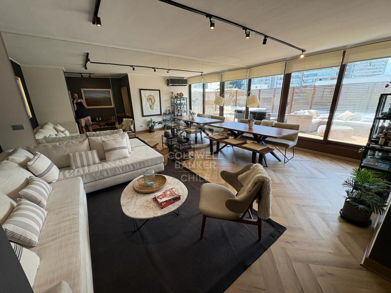 Vitacura, Chile, 3 Bedrooms Bedrooms, ,3 BathroomsBathrooms,Residential,For Sale,1784009