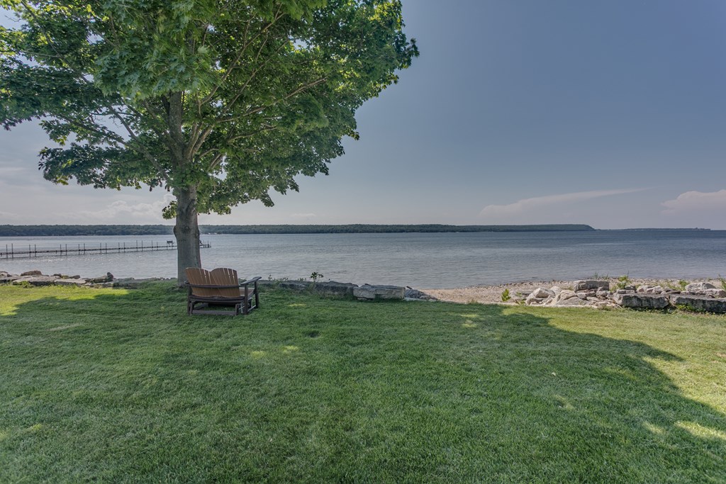 Sturgeon Bay, Wisconsin, 54235, United States, 3 Bedrooms Bedrooms, ,5 BathroomsBathrooms,Residential,For Sale,1941719