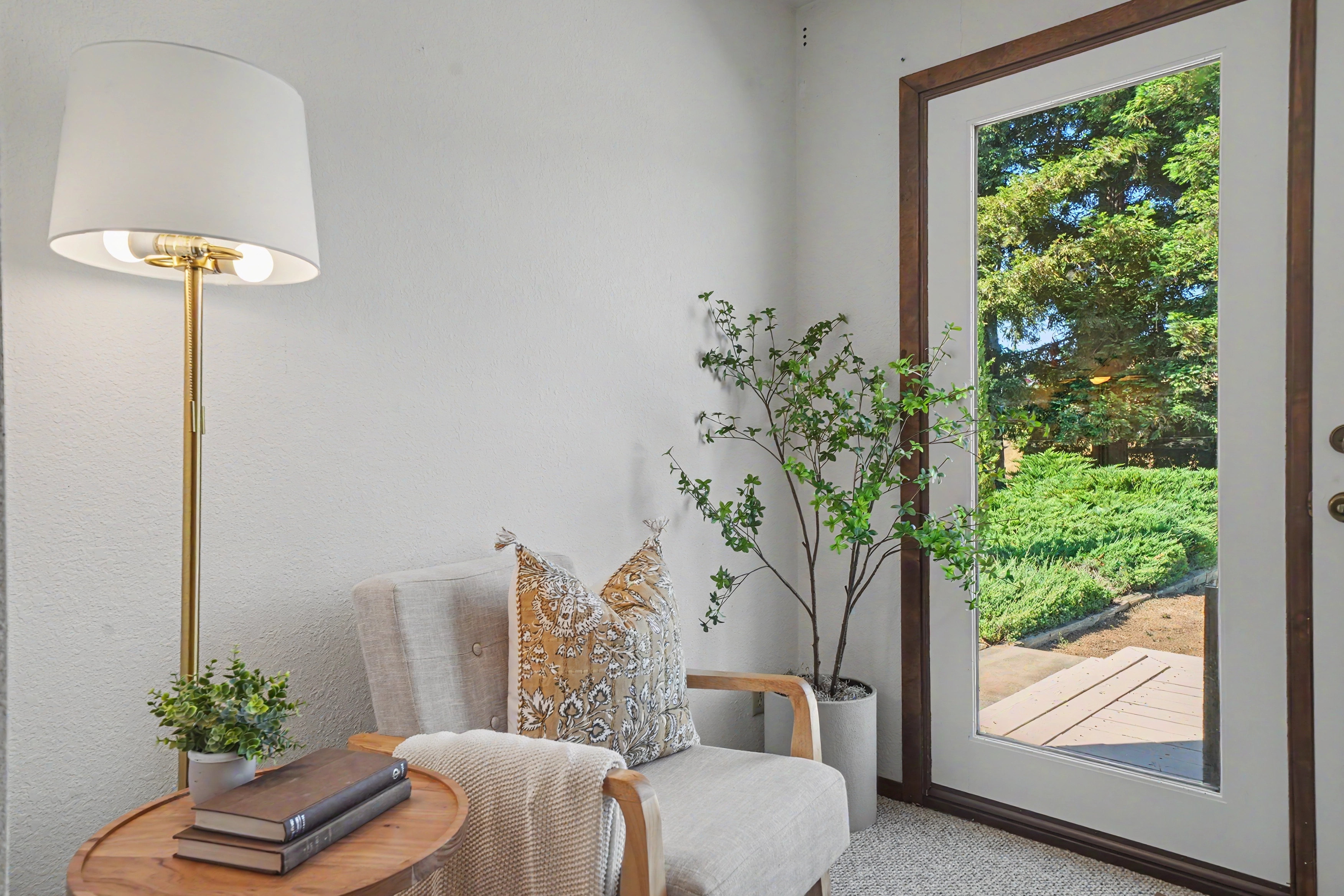  Spacious Sutter Creek Home with Hillside Views and Endless Potential - 物件實景