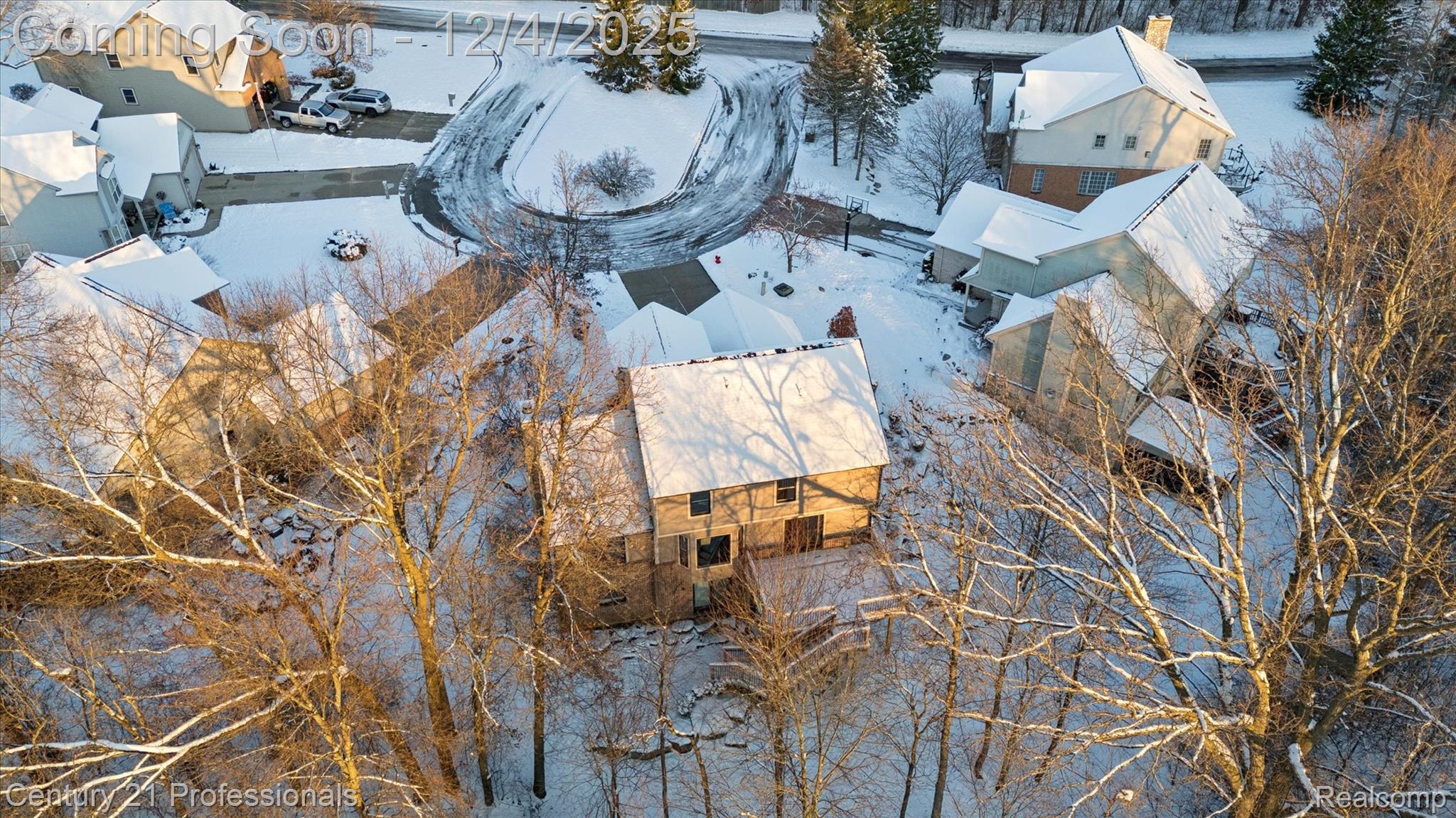 Orion, Michigan, 48360, United States, 4 Bedrooms Bedrooms, ,4 BathroomsBathrooms,Residential,For Sale,2001208