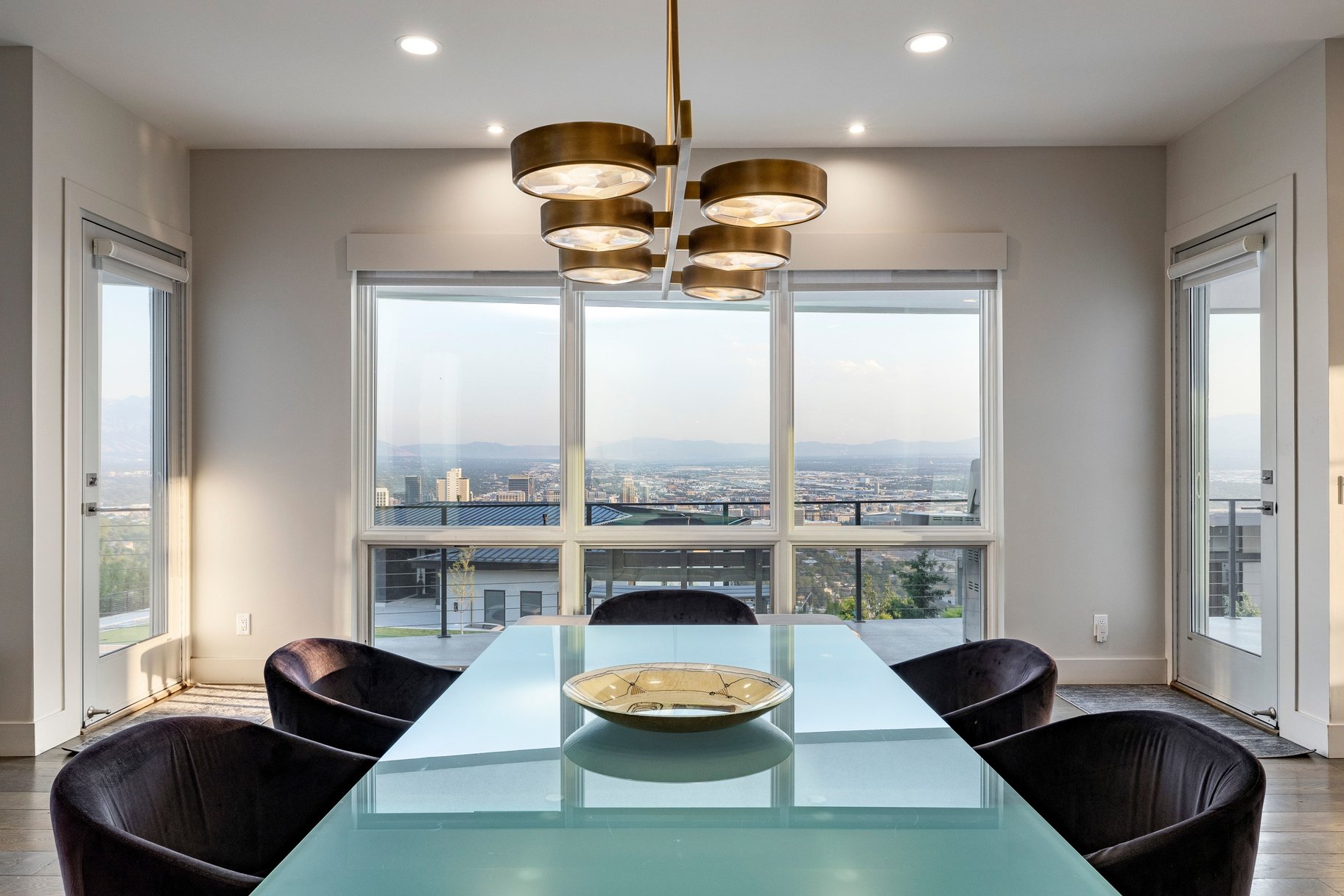  Premier Modern Residence in Dorchester Pointe with Panoramic Views - 物件實景