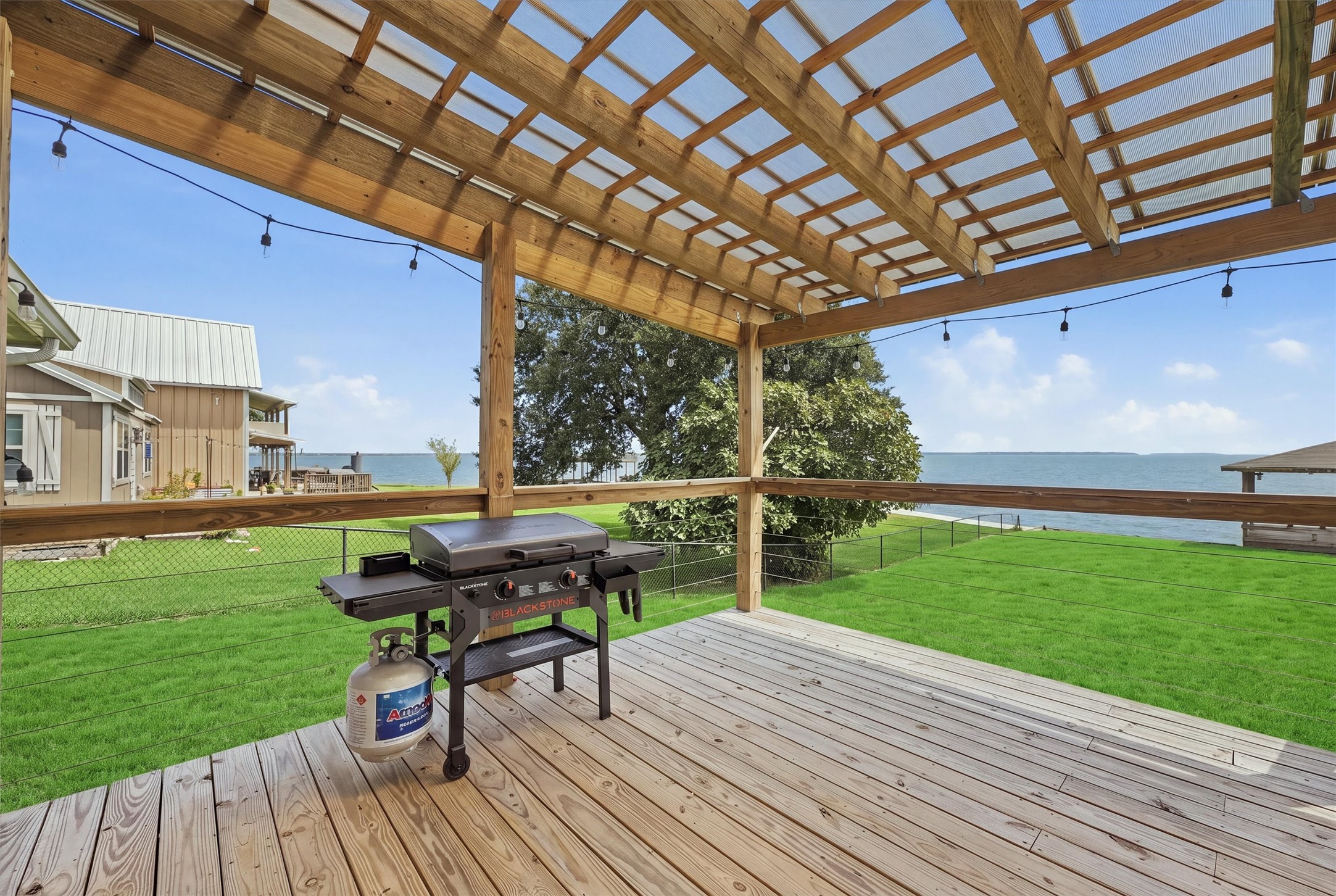  281 Fishermans Bend Drive - 物件實景