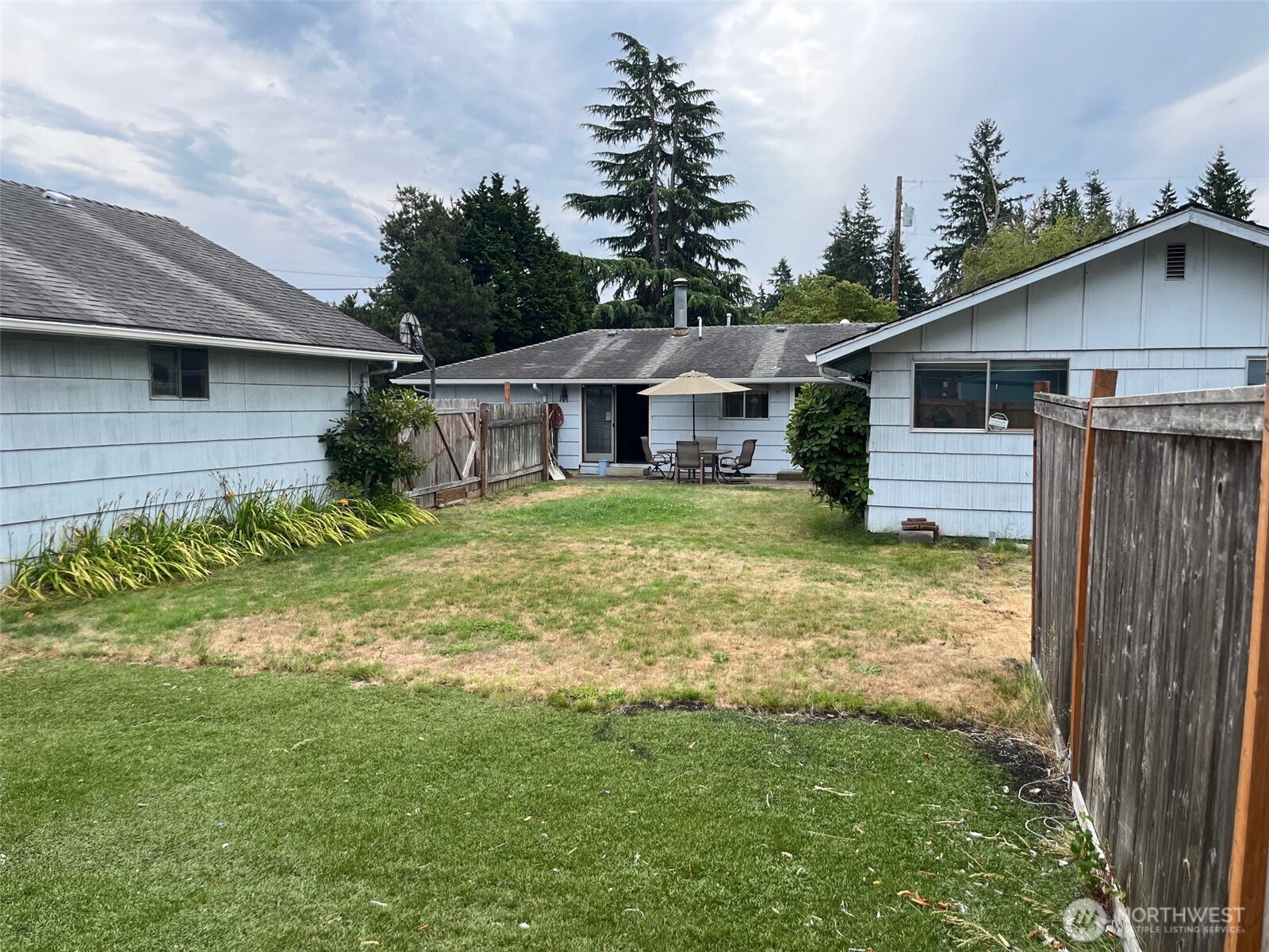 Auburn, Washington, 98002, United States, 5 Bedrooms Bedrooms, ,1 BathroomBathrooms,Residential,For Sale,1930988
