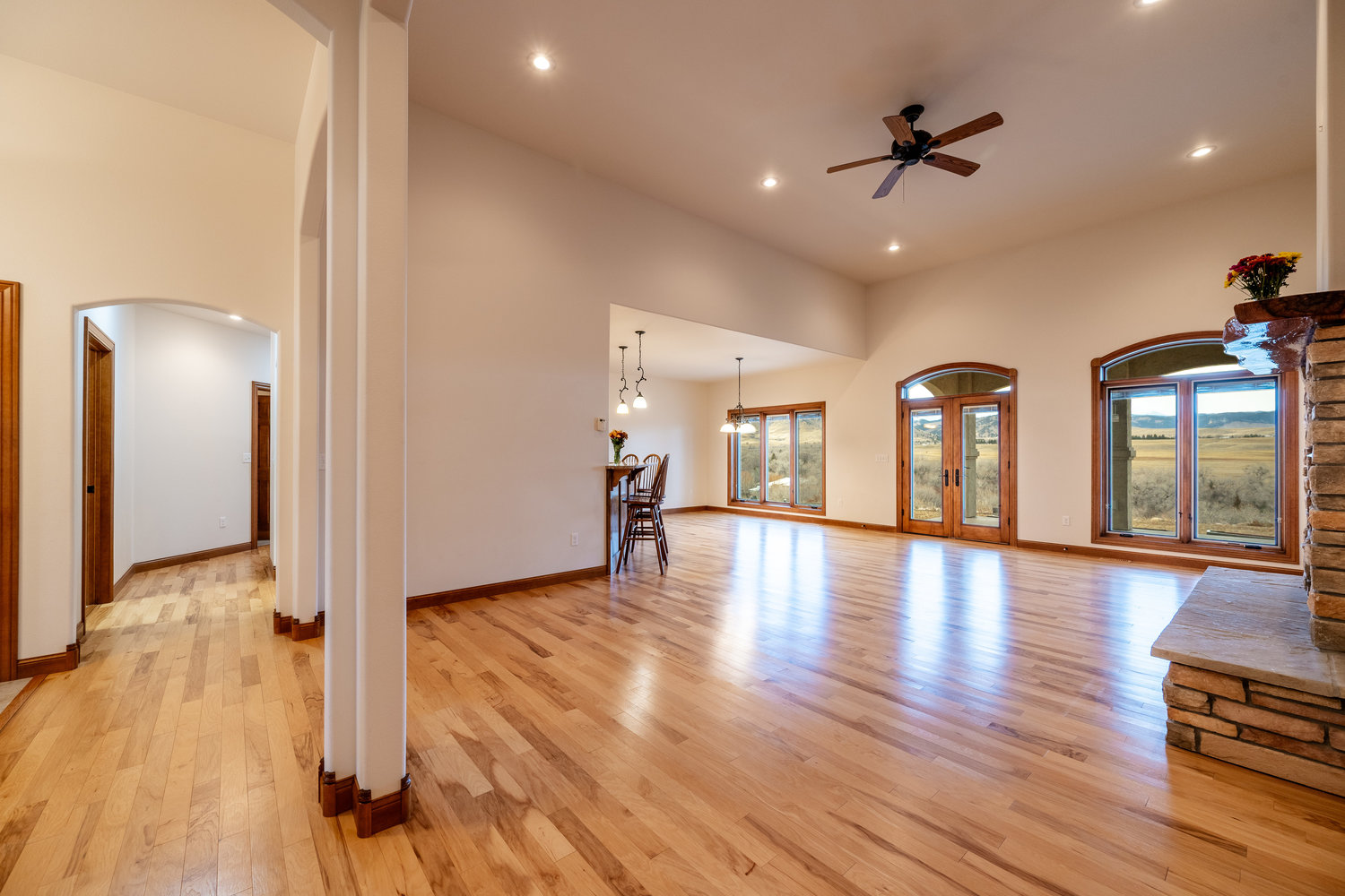 Buffalo, Wyoming, 82834, United States, 4 Bedrooms Bedrooms, ,4 BathroomsBathrooms,Residential,For Sale,2005506