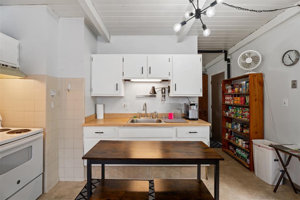 Missoula, Montana, 59801, United States, 3 Bedrooms Bedrooms, ,2 BathroomsBathrooms,Residential,For Sale,1974310