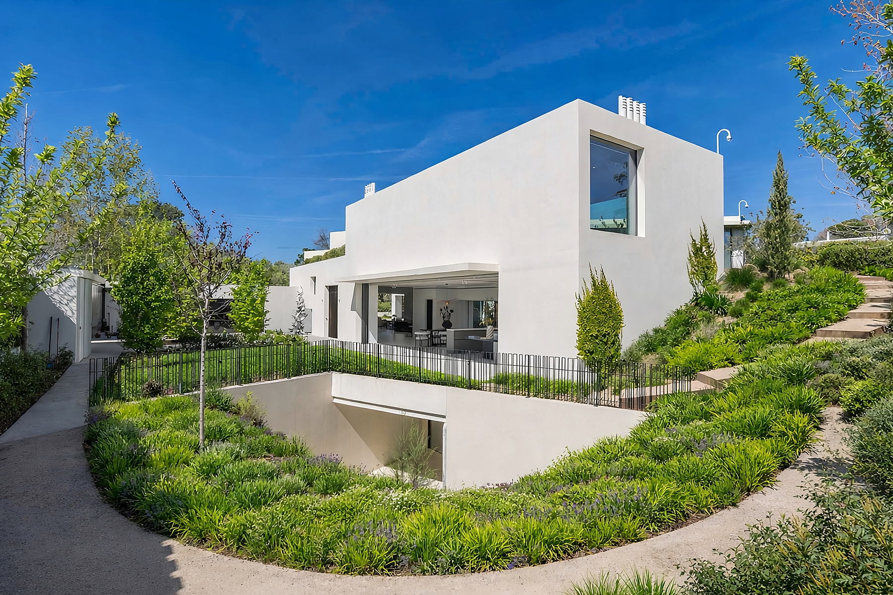  Spectacular detached villa with pool in Somosaguas, Pozuelo de Alarcón - 物件實景