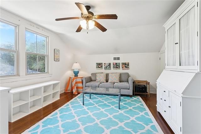 New Orleans, Louisiana, 70124, United States, 4 Bedrooms Bedrooms, ,3 BathroomsBathrooms,Residential,For Sale,2006201