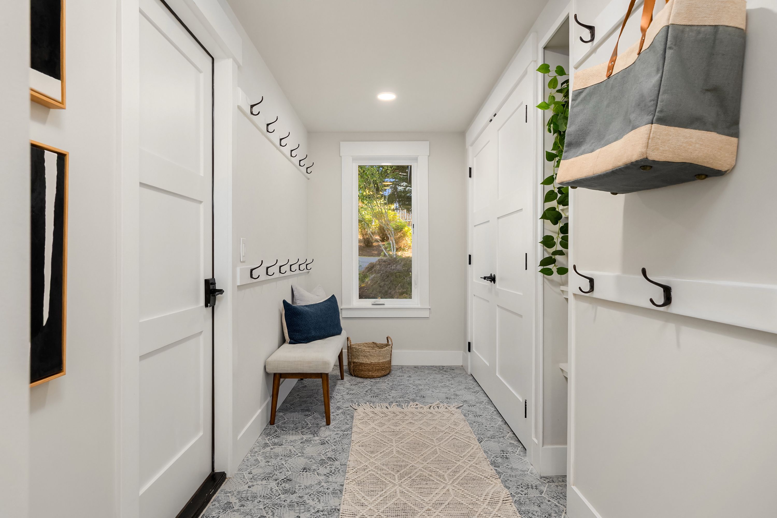  689 Pierce Court Northwest, Bainbridge Island, WA 98110 - 物件實景