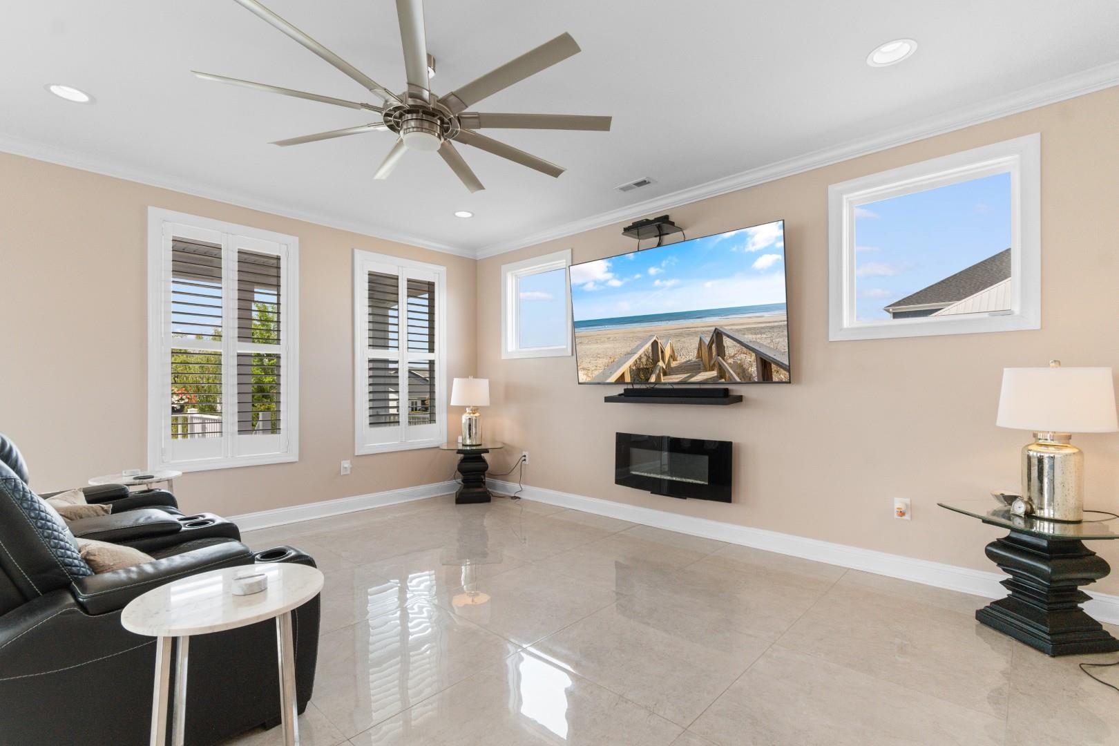 Myrtle Beach, South Carolina, 29579, United States, 4 Bedrooms Bedrooms, ,5 BathroomsBathrooms,Residential,For Sale,2037412