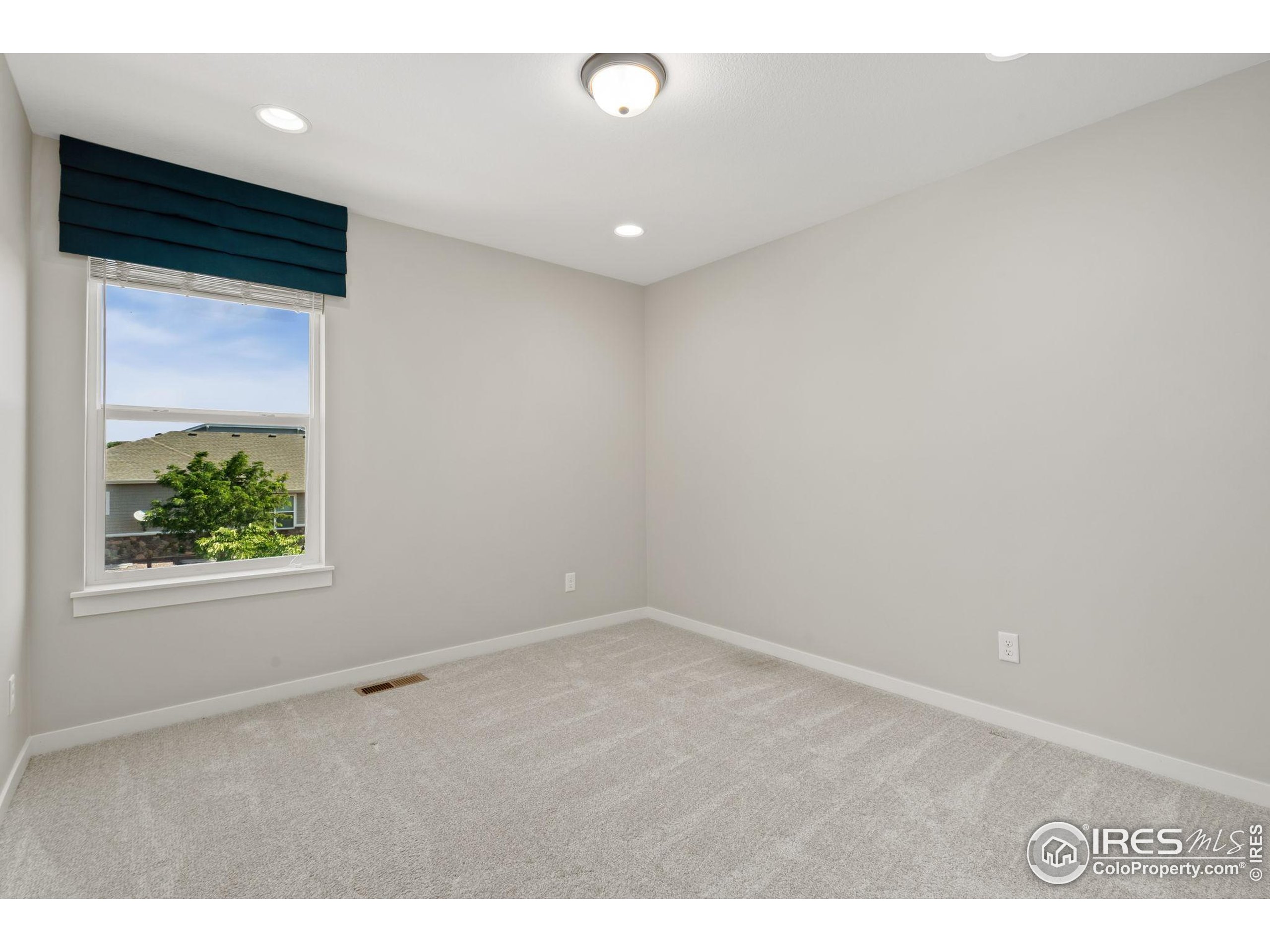 Windsor, Colorado, 80550, United States, 4 Bedrooms Bedrooms, ,3 BathroomsBathrooms,Residential,For Sale,1906753