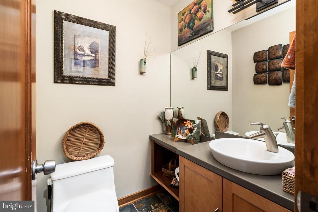 Wrightstown, New Jersey, 08562, United States, 5 Bedrooms Bedrooms, ,4 BathroomsBathrooms,Residential,For Sale,2048850