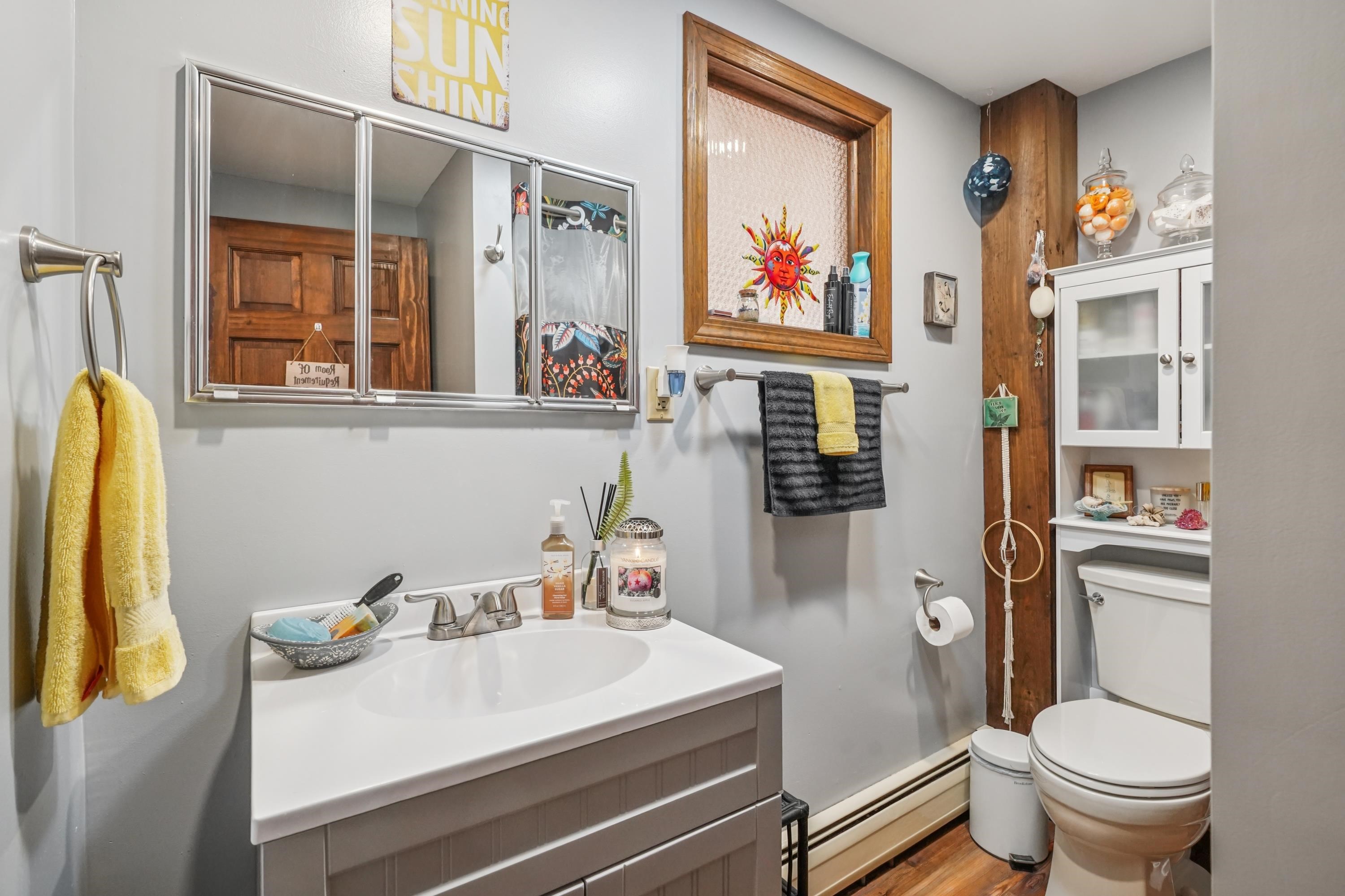 Kingston, New Hampshire, 03848, United States, 3 Bedrooms Bedrooms, ,2 BathroomsBathrooms,Residential,For Sale,1975396