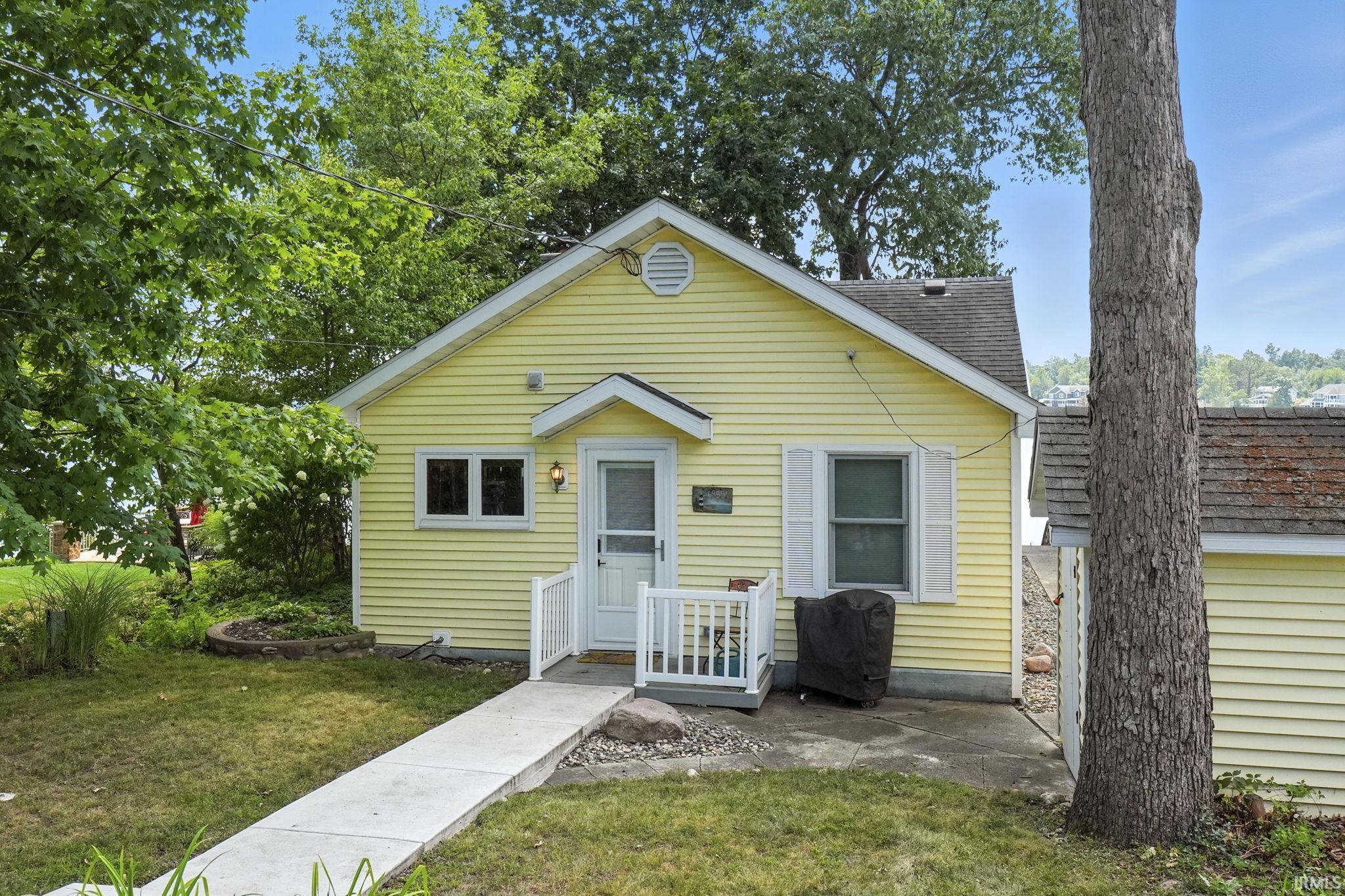 Angola, Indiana, 46703, United States, 2 Bedrooms Bedrooms, ,1 BathroomBathrooms,Residential,For Sale,1918799