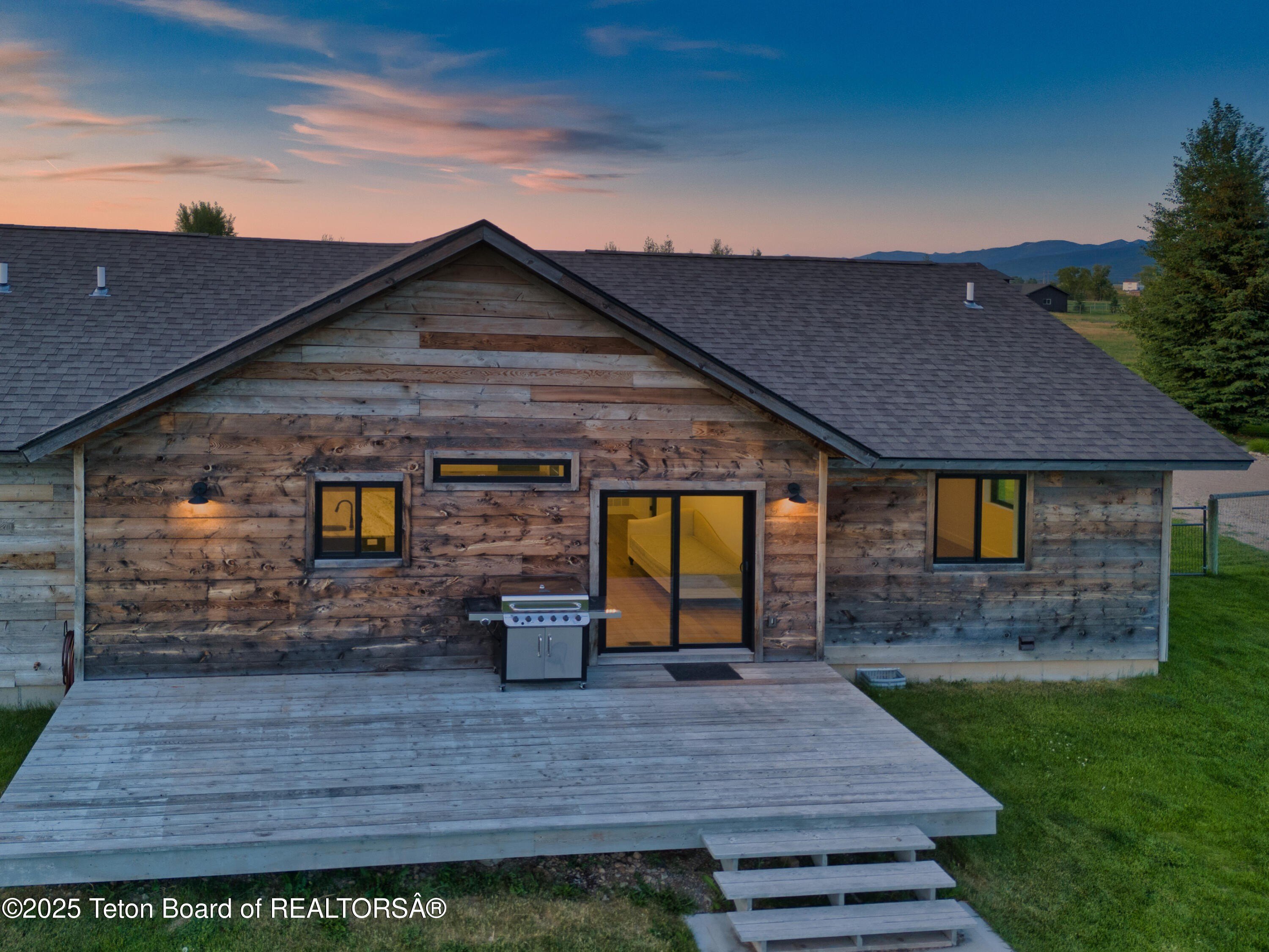 Victor, Idaho, 83455, United States, 3 Bedrooms Bedrooms, ,2 BathroomsBathrooms,Residential,For Sale,1982100