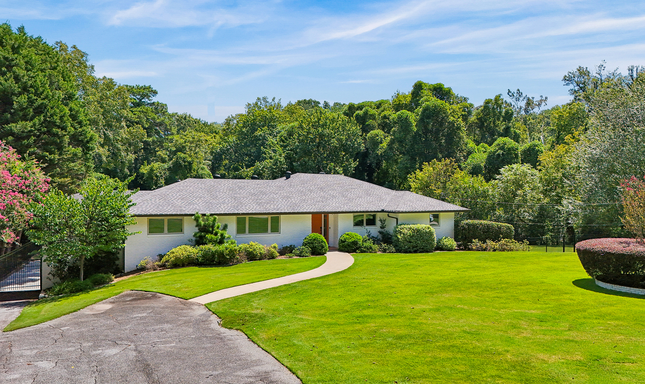  Thoughtfully Renovated Mid-Century Modern in Morningside - 物件實景