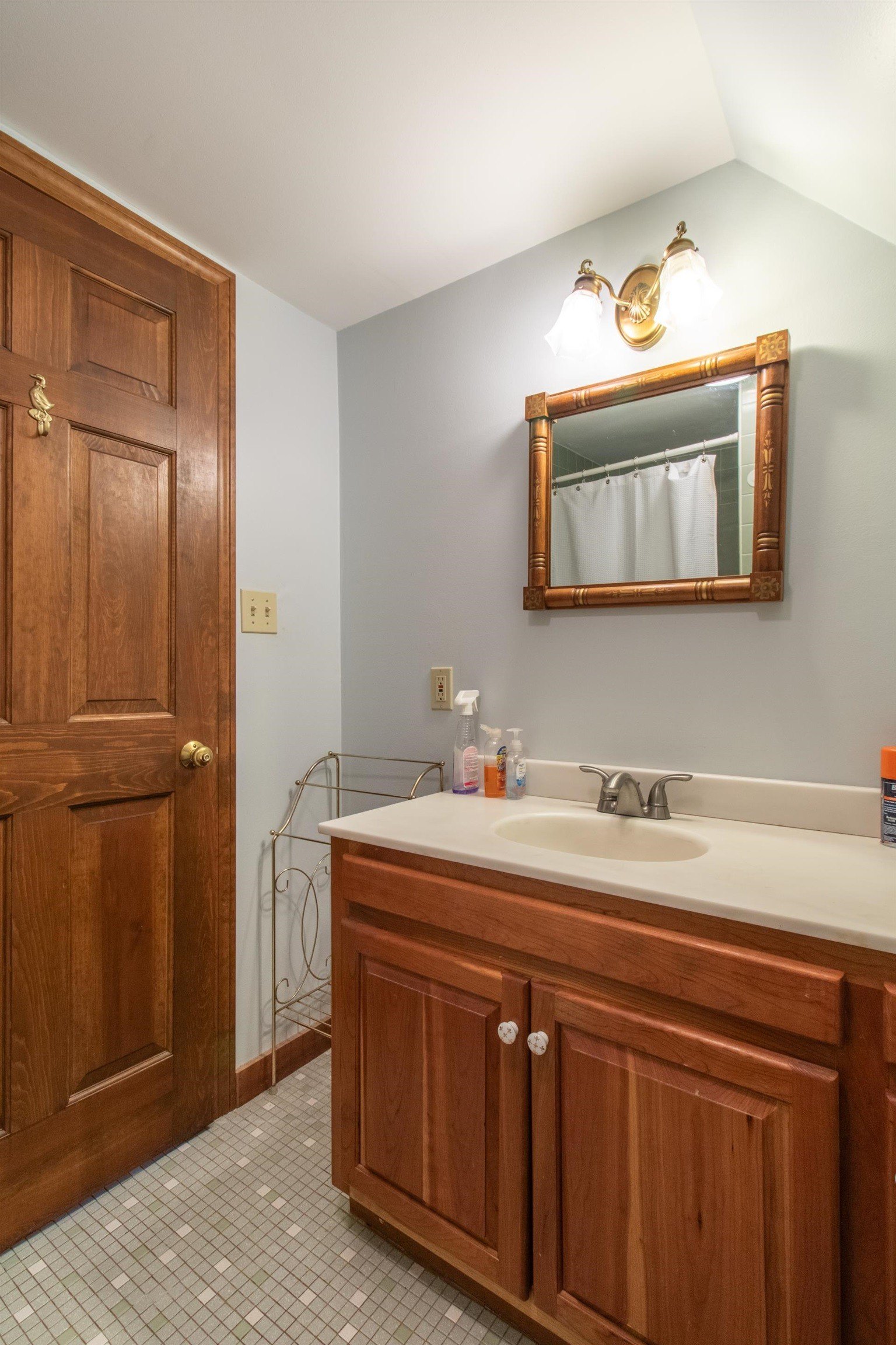 Lyndon, Vermont, 05851, United States, 3 Bedrooms Bedrooms, ,1 BathroomBathrooms,Residential,For Sale,1983968