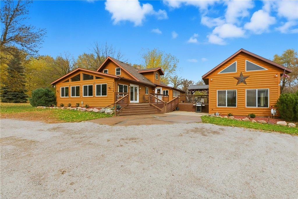 Holdingford, Minnesota, 56340, United States, 5 Bedrooms Bedrooms, ,2 BathroomsBathrooms,Residential,For Sale,1977131