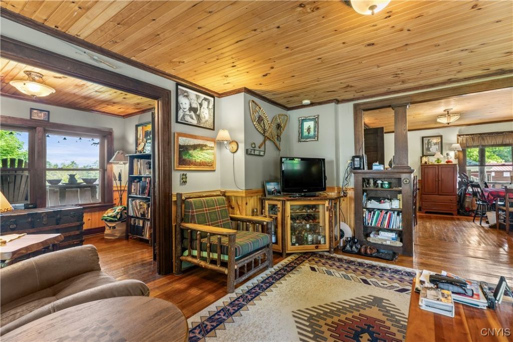 Forestport, New York, 13338, United States, 4 Bedrooms Bedrooms, ,2 BathroomsBathrooms,Residential,For Sale,1882810