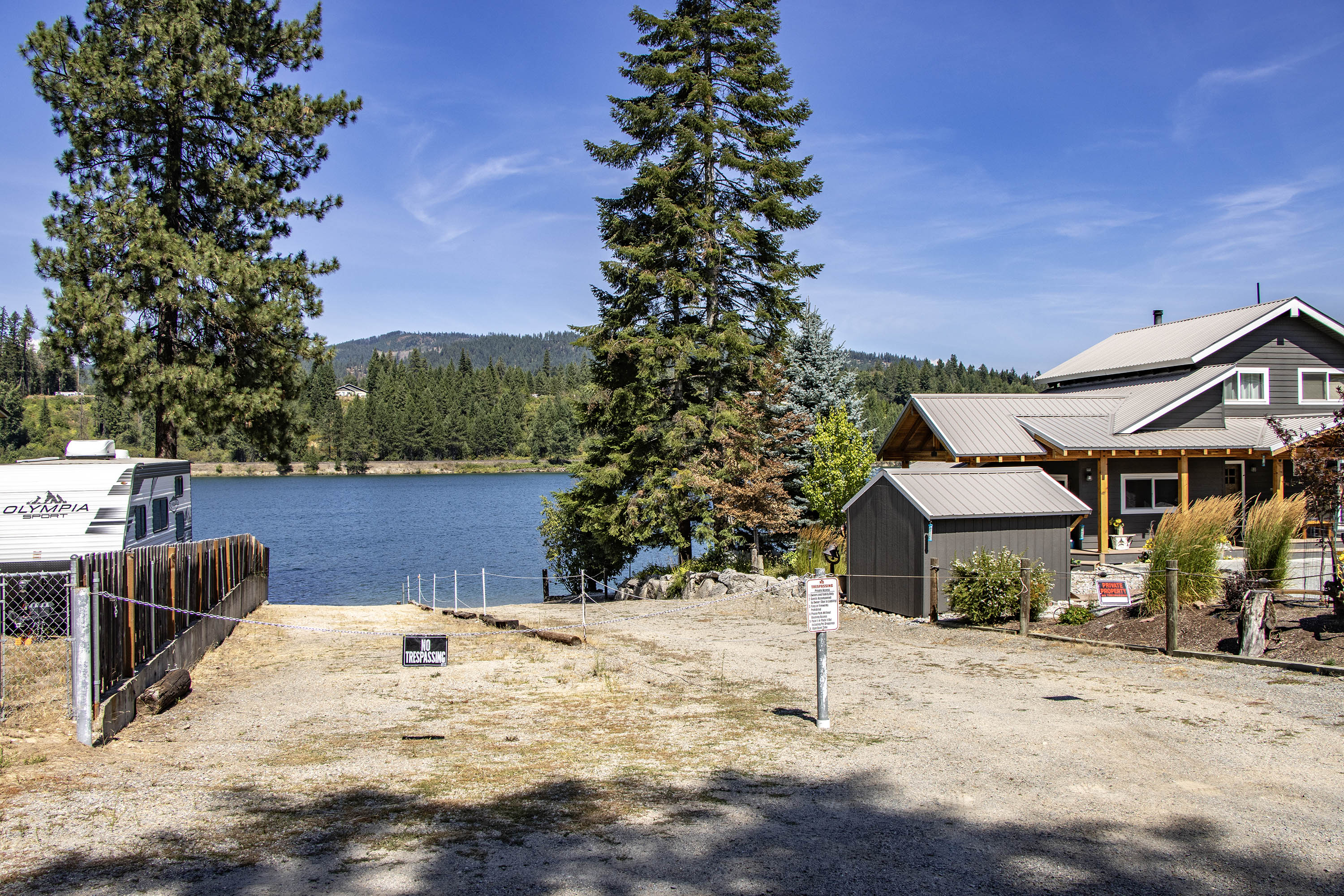 Priest River, Idaho, 83856, United States, 4 Bedrooms Bedrooms, ,5 BathroomsBathrooms,Residential,For Sale,1921614
