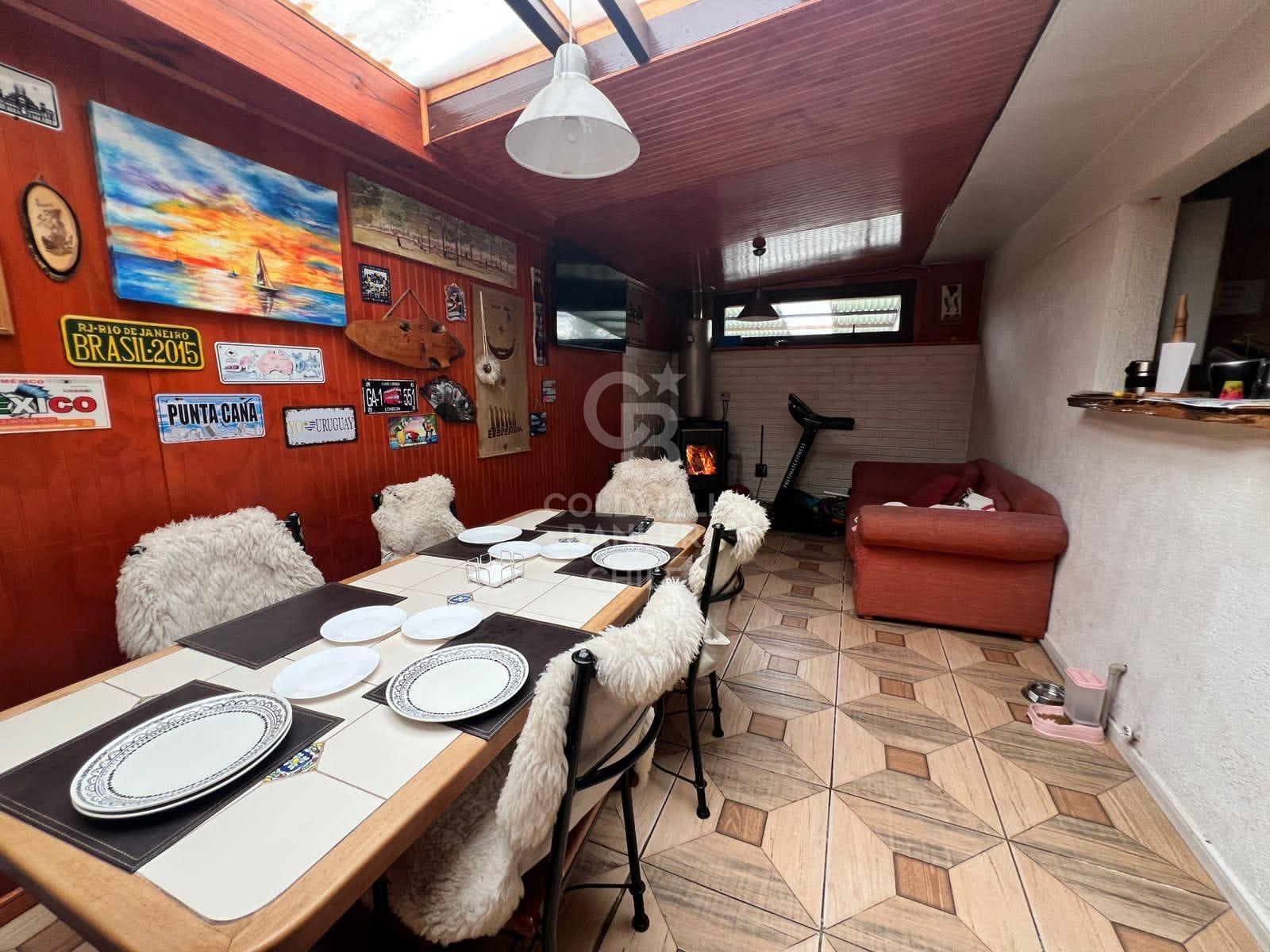 Osorno, Chile, 6 Bedrooms Bedrooms, ,4 BathroomsBathrooms,Residential,For Sale,1913359