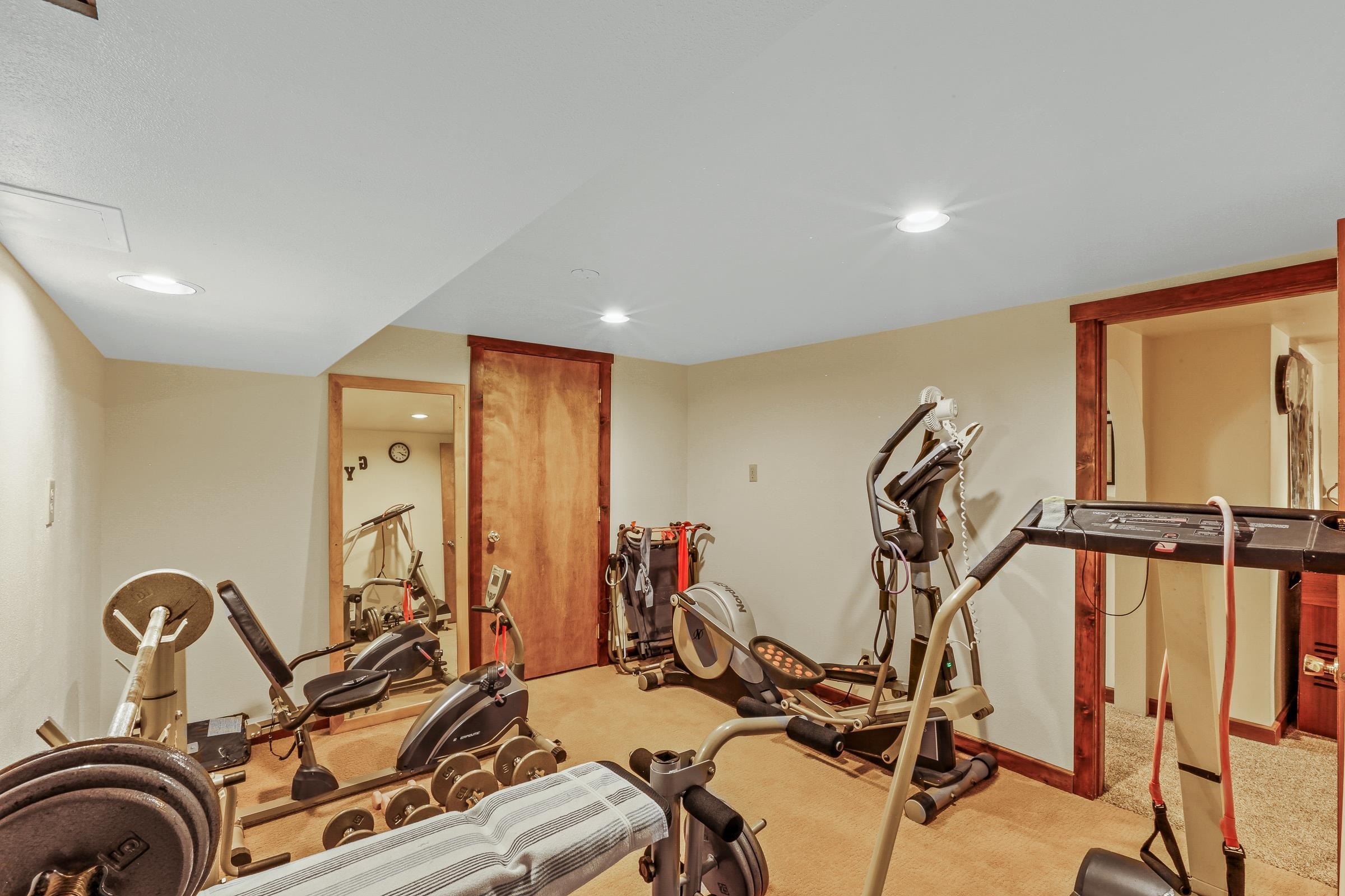 Spokane Valley, Washington, 99216, United States, 5 Bedrooms Bedrooms, ,3 BathroomsBathrooms,Residential,For Sale,1973902