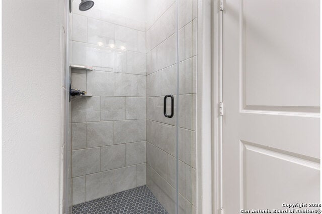 Charlotte, Texas, 78011, United States, 4 Bedrooms Bedrooms, ,3 BathroomsBathrooms,Residential,For Sale,2008526