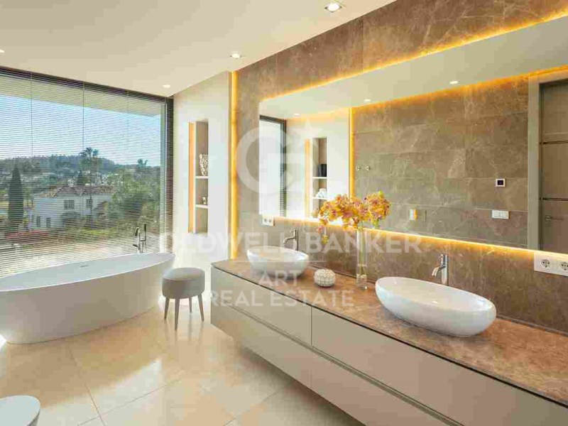 Marbella, Andalusia, ES, 6 Bedrooms Bedrooms, ,6 BathroomsBathrooms,Residential,For Sale,1818640