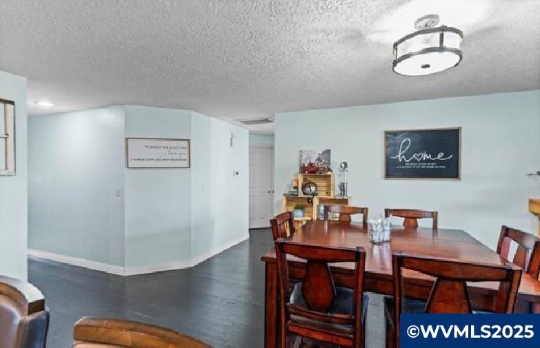 Salem, Oregon, 97306, United States, 5 Bedrooms Bedrooms, ,3 BathroomsBathrooms,Residential,For Sale,1699084