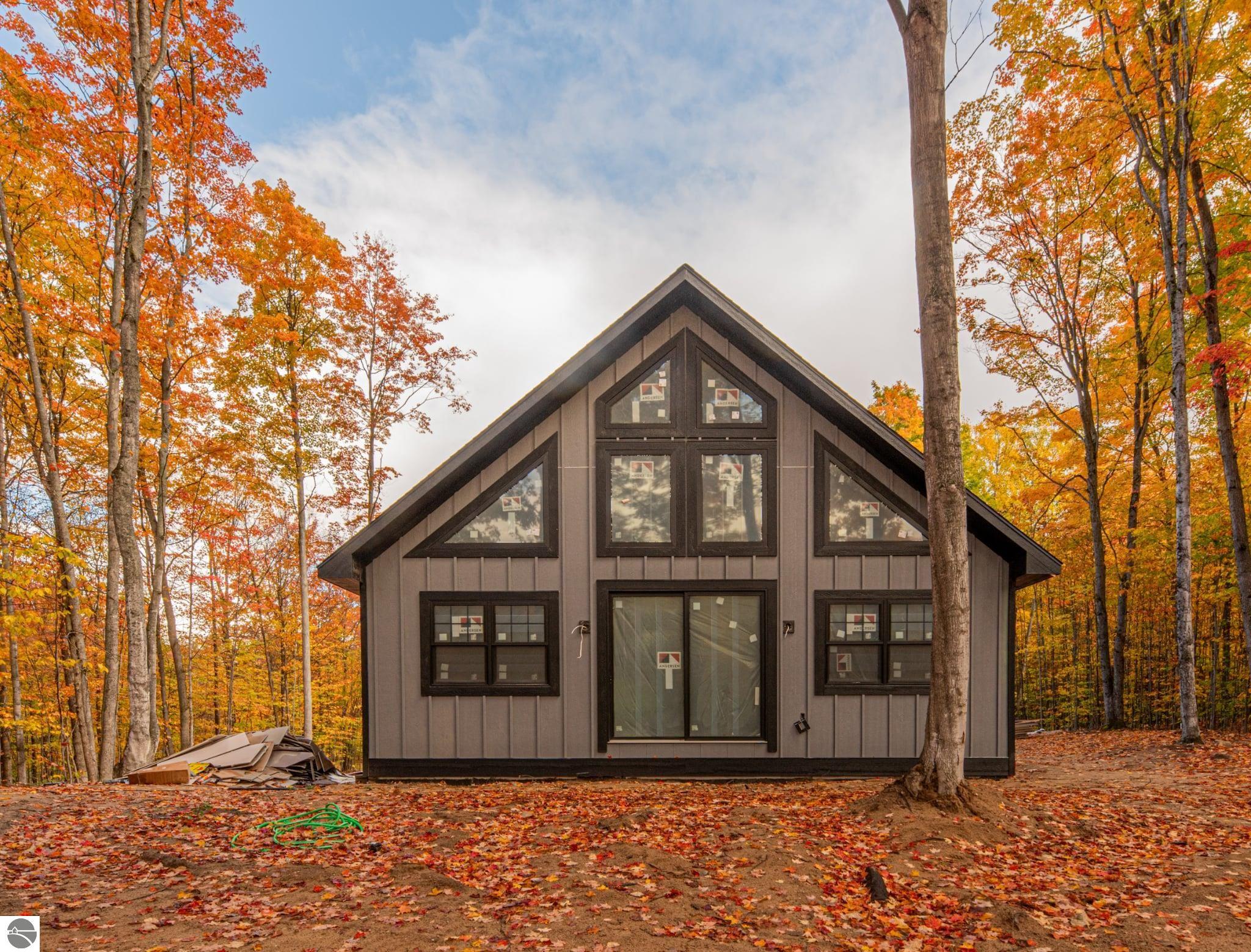 Bellaire, Michigan, 49615, United States, 3 Bedrooms Bedrooms, ,1 BathroomBathrooms,Residential,For Sale,2023202
