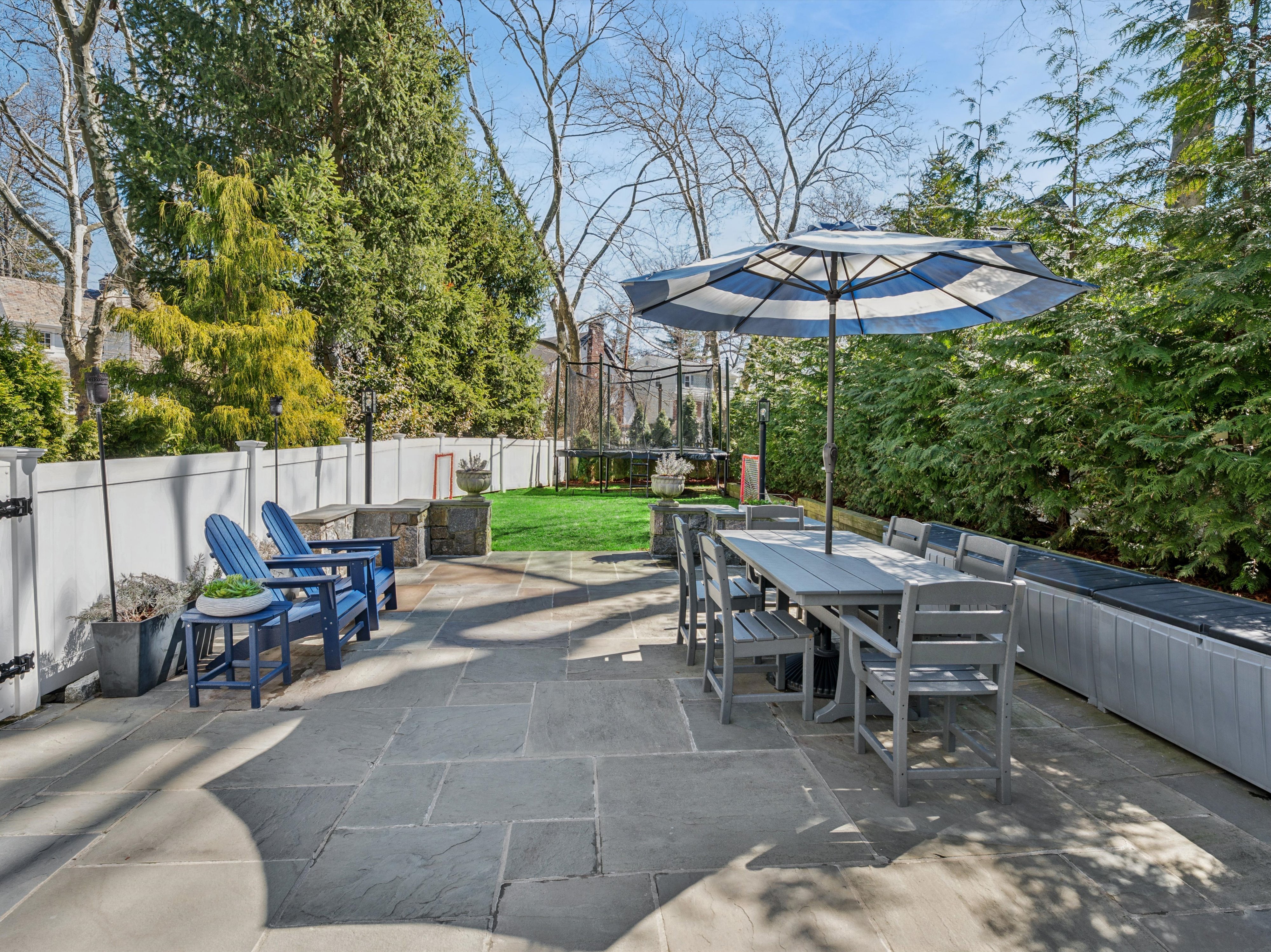  195 Central Parkway - 物件實景