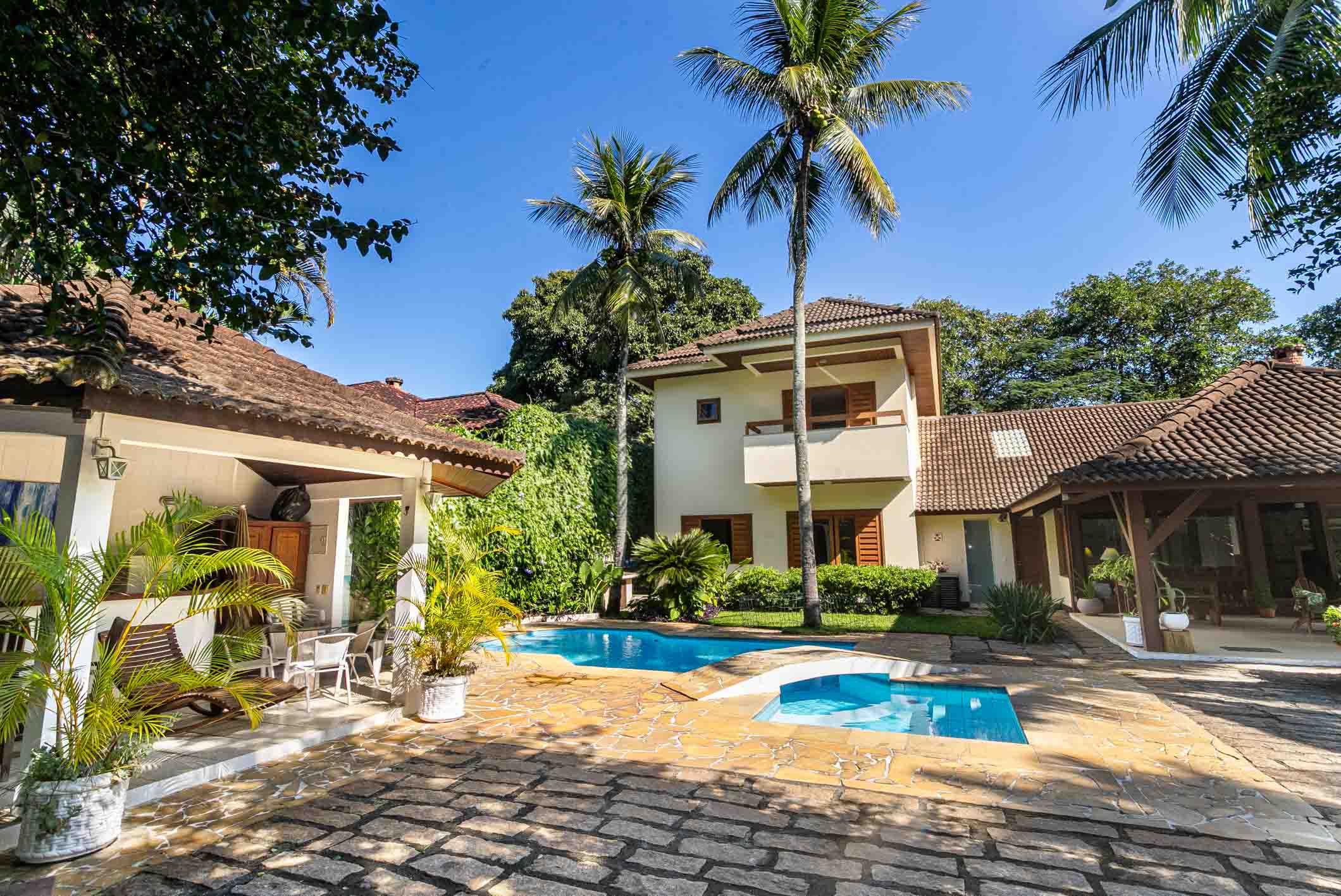  Residence with Pedra da Gávea views in a private condominium in Itanhangá - 物件實景