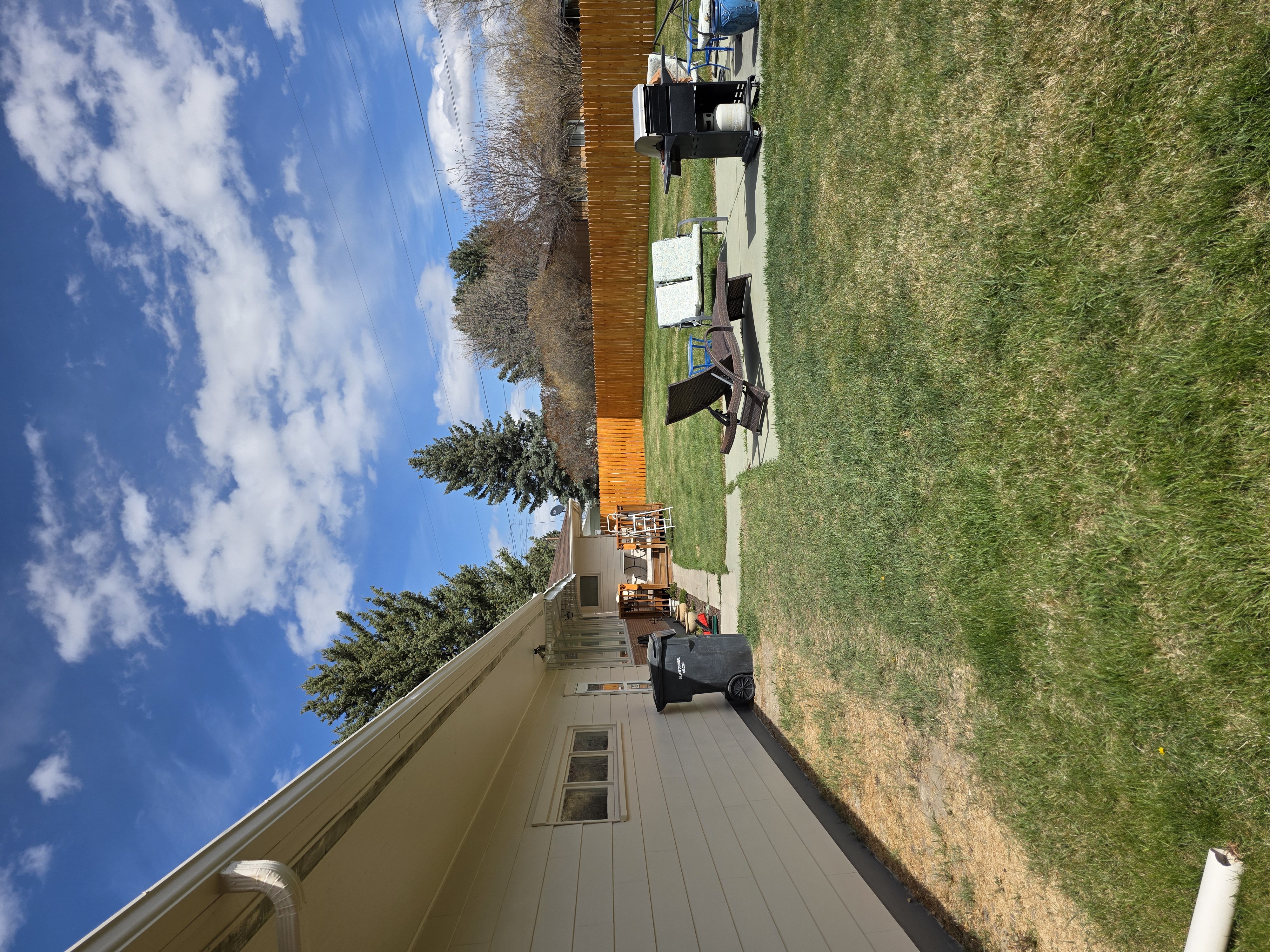 Dillon, Montana, 59725, United States, 5 Bedrooms Bedrooms, ,4 BathroomsBathrooms,Residential,For Sale,1980555
