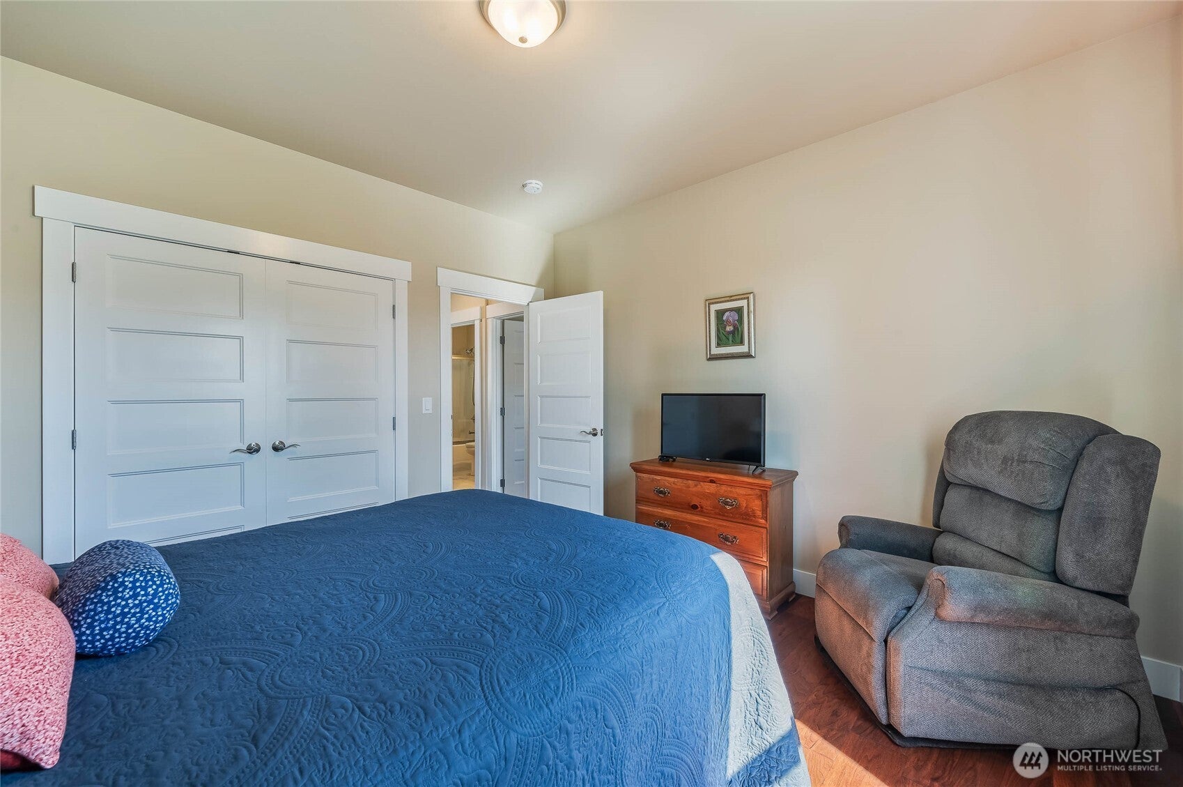 Wenatchee, Washington, 98801, United States, 3 Bedrooms Bedrooms, ,2 BathroomsBathrooms,Residential,For Sale,1892856