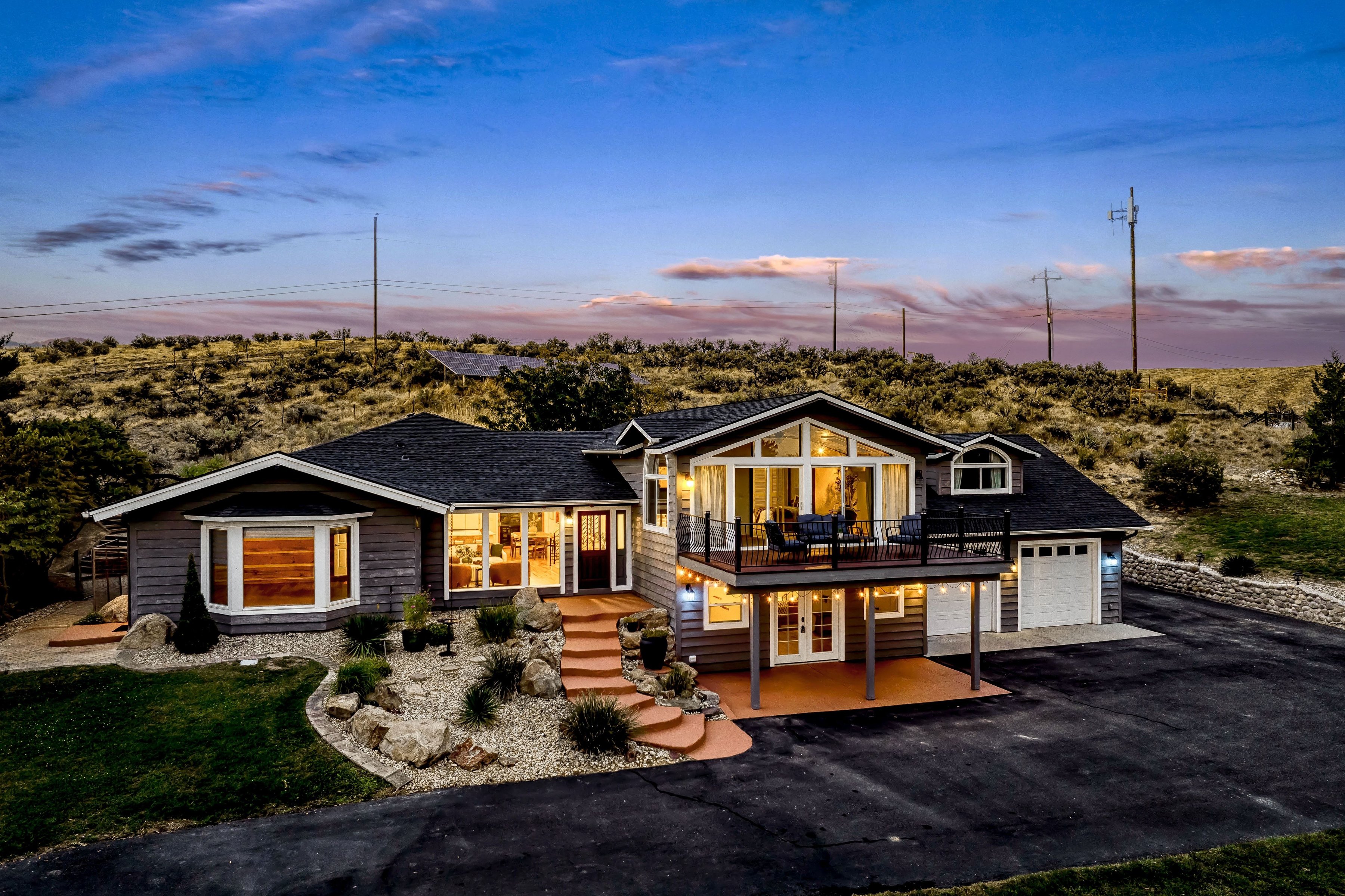  Architectural Foothills Retreat with Valley Views & Direct Trail Access - 物件實景