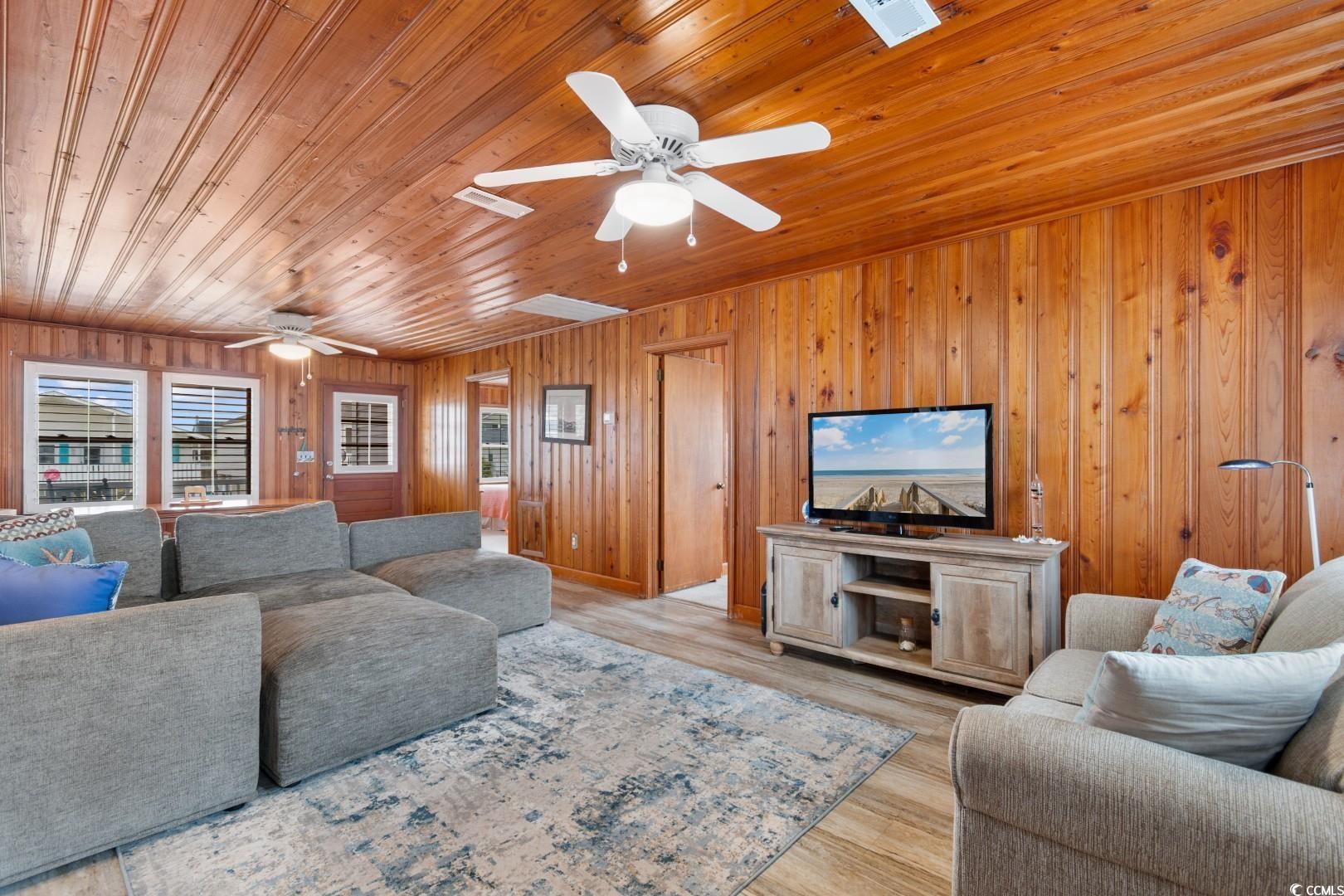 North Myrtle Beach, South Carolina, 29582, United States, 3 Bedrooms Bedrooms, ,3 BathroomsBathrooms,Residential,For Sale,1987110