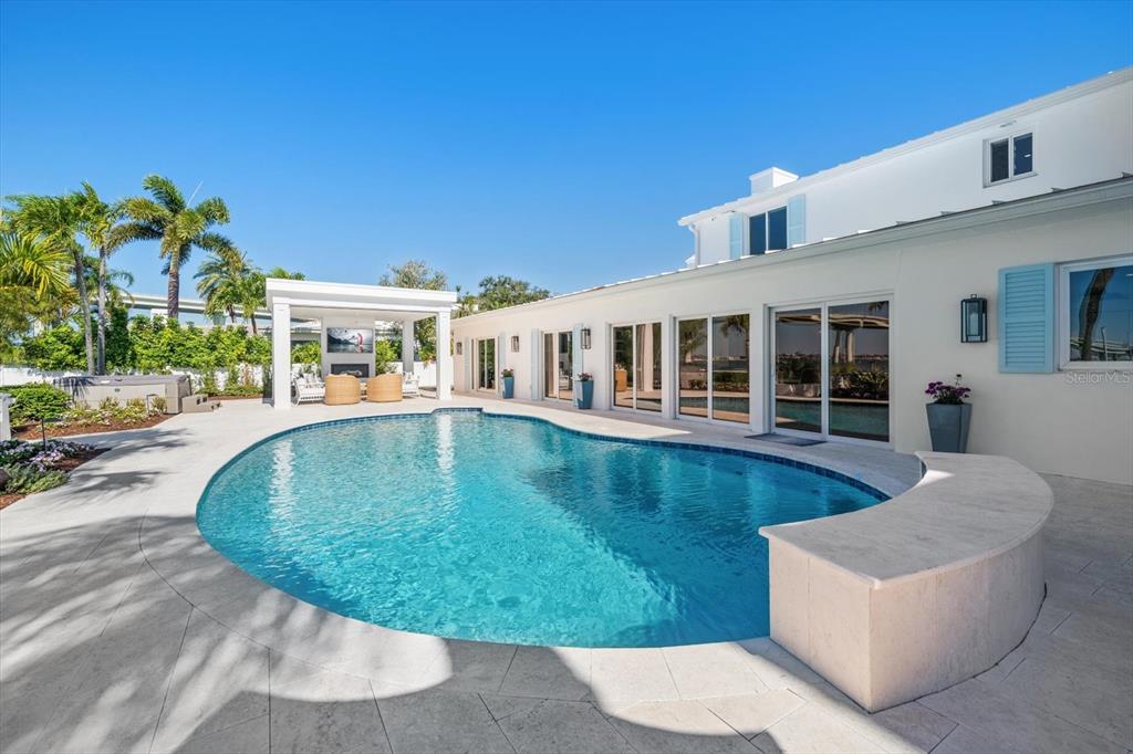 Largo, Florida, 33770, United States, 3 Bedrooms Bedrooms, ,4 BathroomsBathrooms,Residential,For Sale,1989168