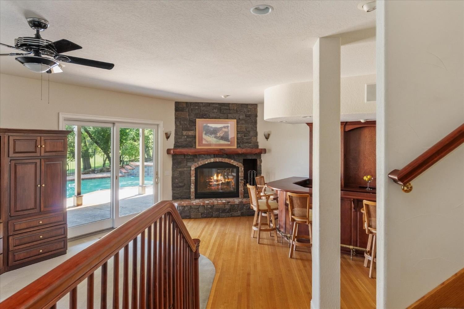 Angels Camp, California, 95222, United States, 5 Bedrooms Bedrooms, ,5 BathroomsBathrooms,Residential,For Sale,1979425