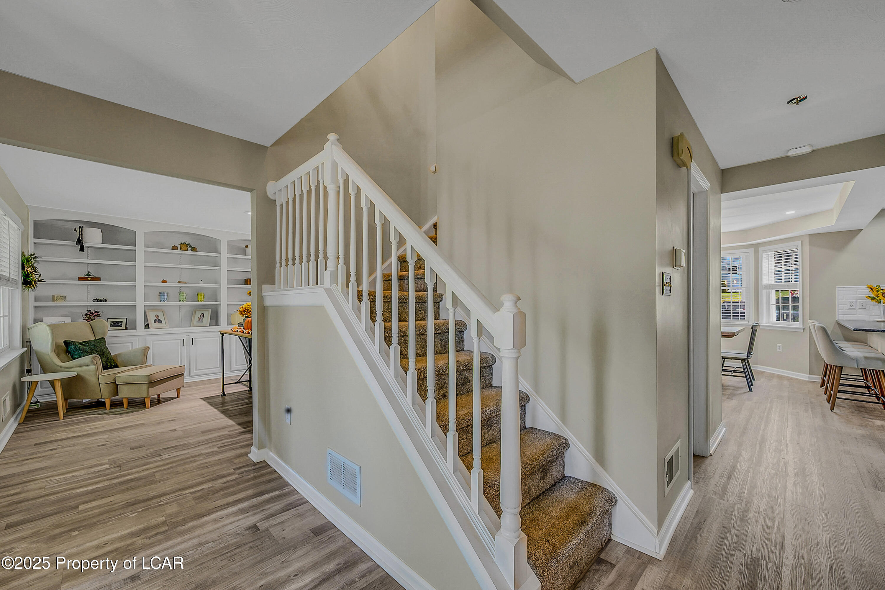 Shavertown, Pennsylvania, 18708, United States, 4 Bedrooms Bedrooms, ,3 BathroomsBathrooms,Residential,For Sale,1943613