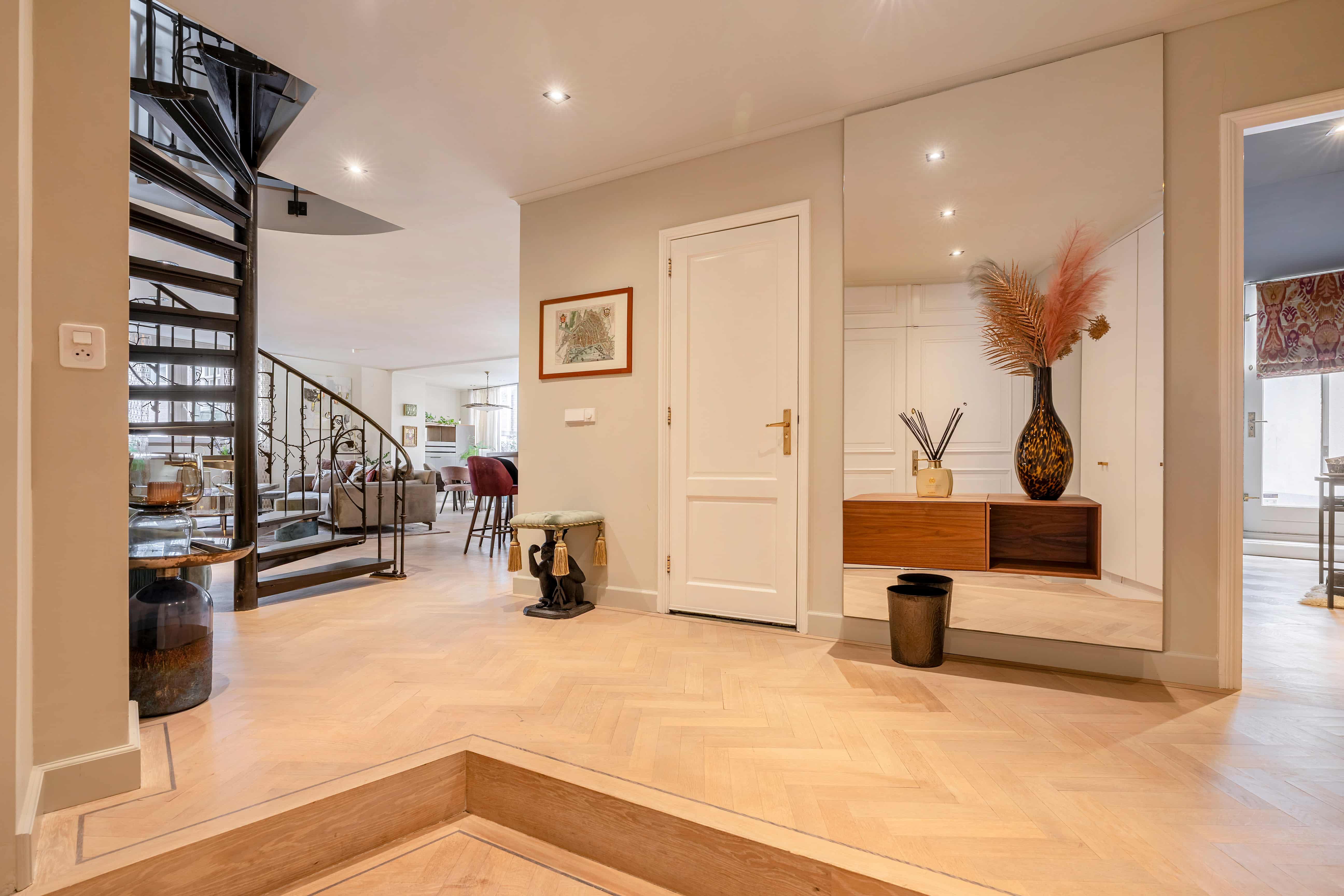  Exclusive Canal District Living with Wellness Facilities and a Private Terrace - 物件實景