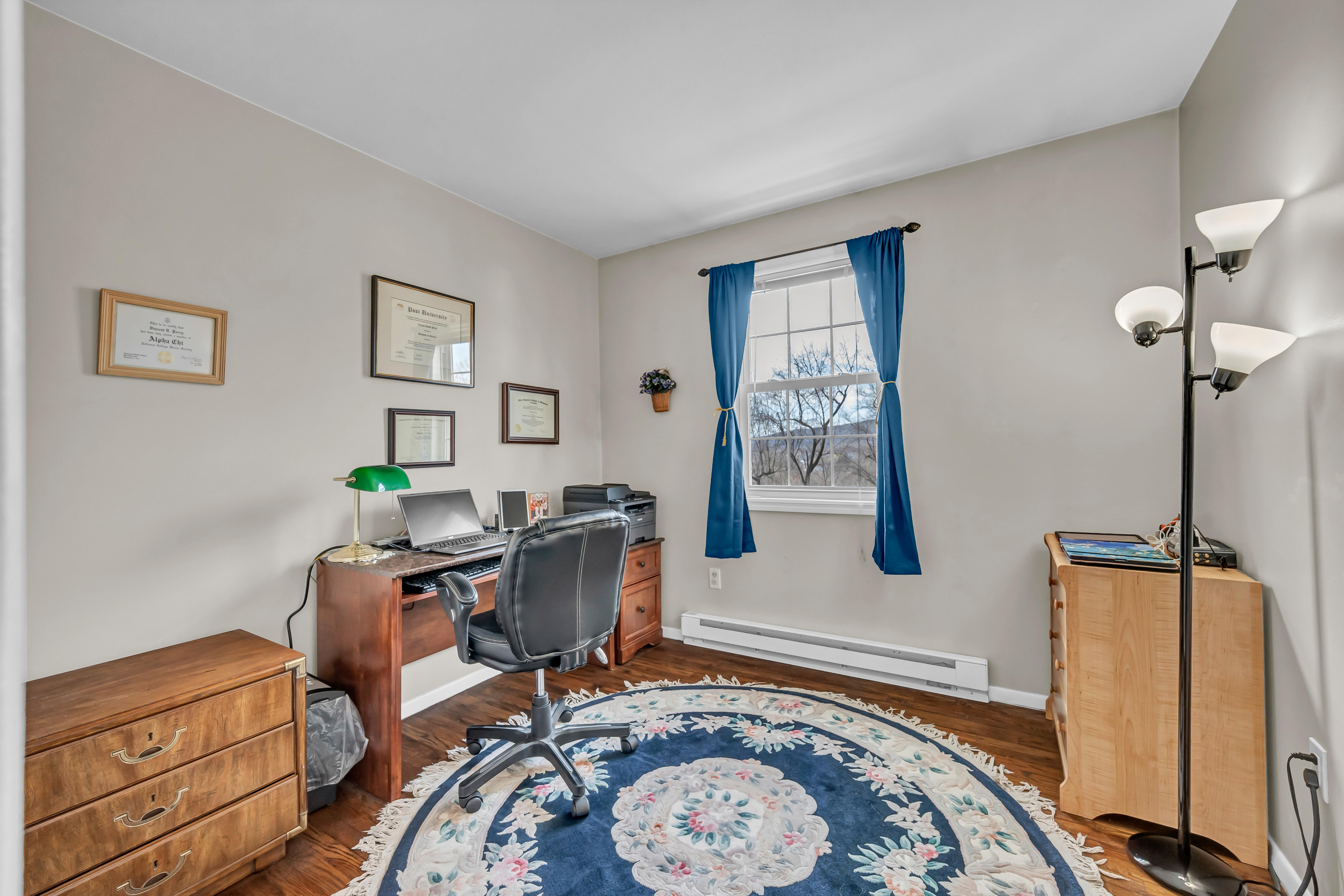  Beautifully Maintained Home - 物件實景