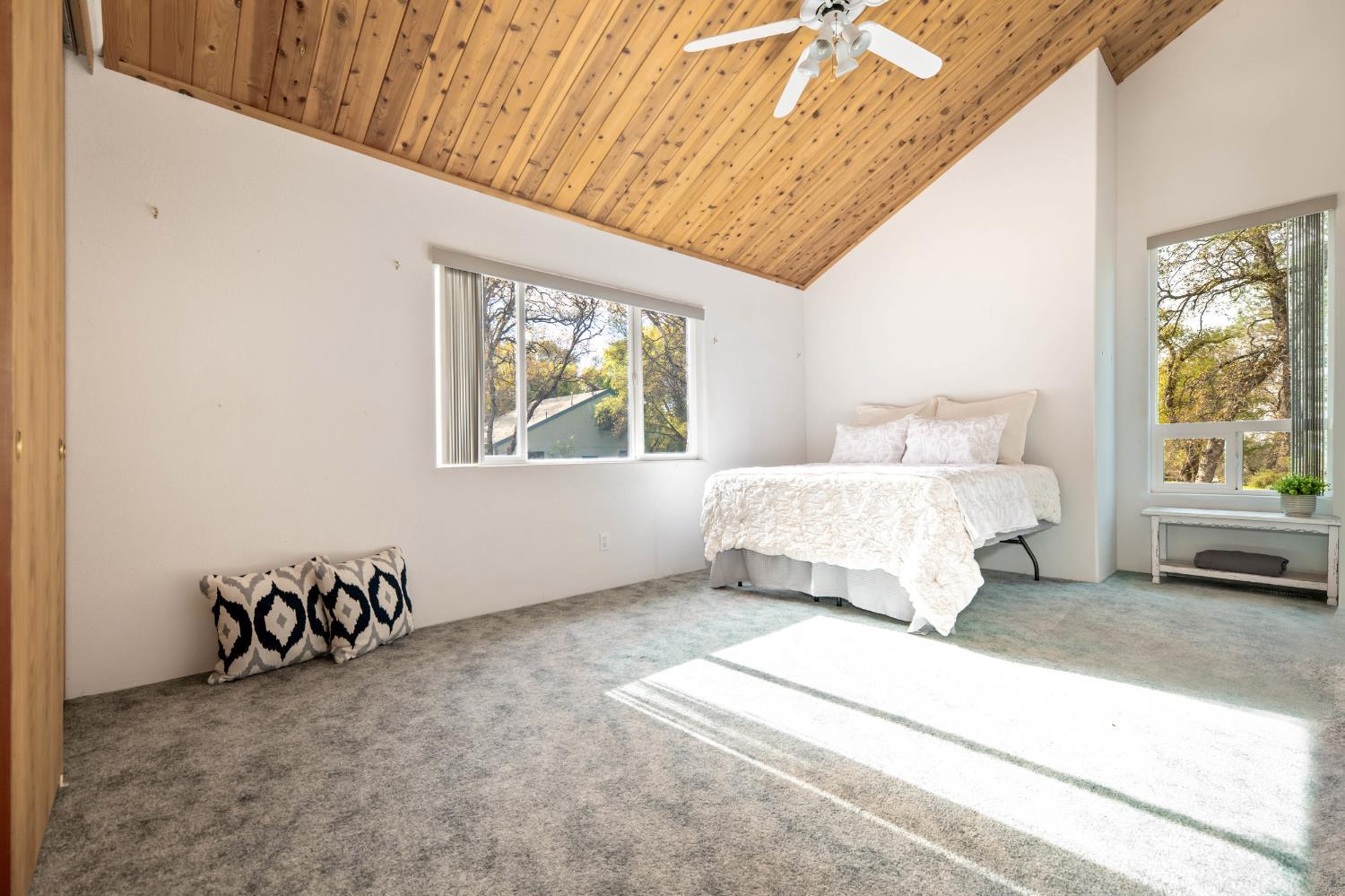 Penn Valley, California, 95946, United States, 3 Bedrooms Bedrooms, ,3 BathroomsBathrooms,Residential,For Sale,1989593