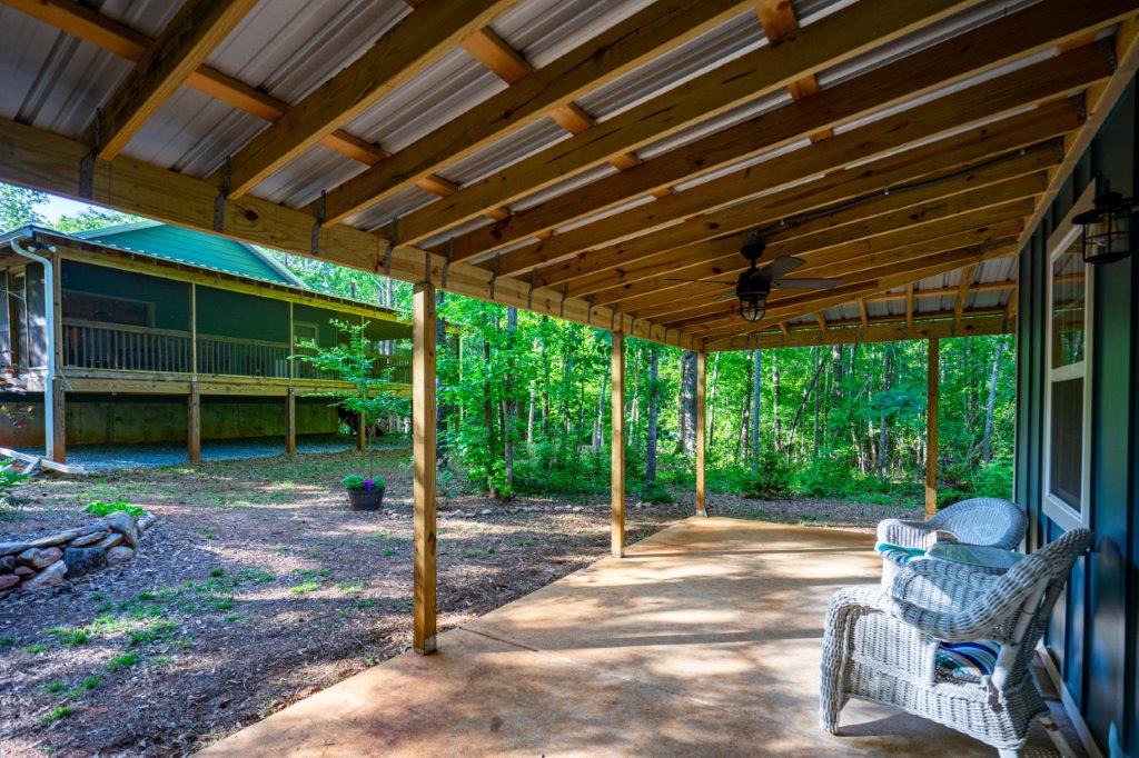 LaGrange, Georgia, 30240, United States, 2 Bedrooms Bedrooms, ,2 BathroomsBathrooms,Residential,For Sale,1865221